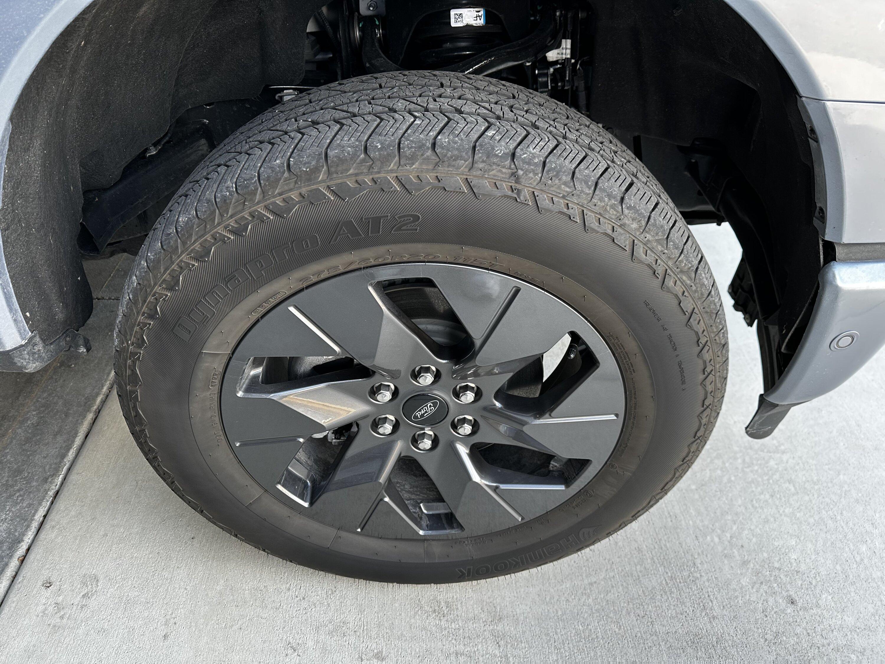 Ford F-150 Lightning 2022 Lariat ER Rims and Tires & Pro Charger IMG_0327