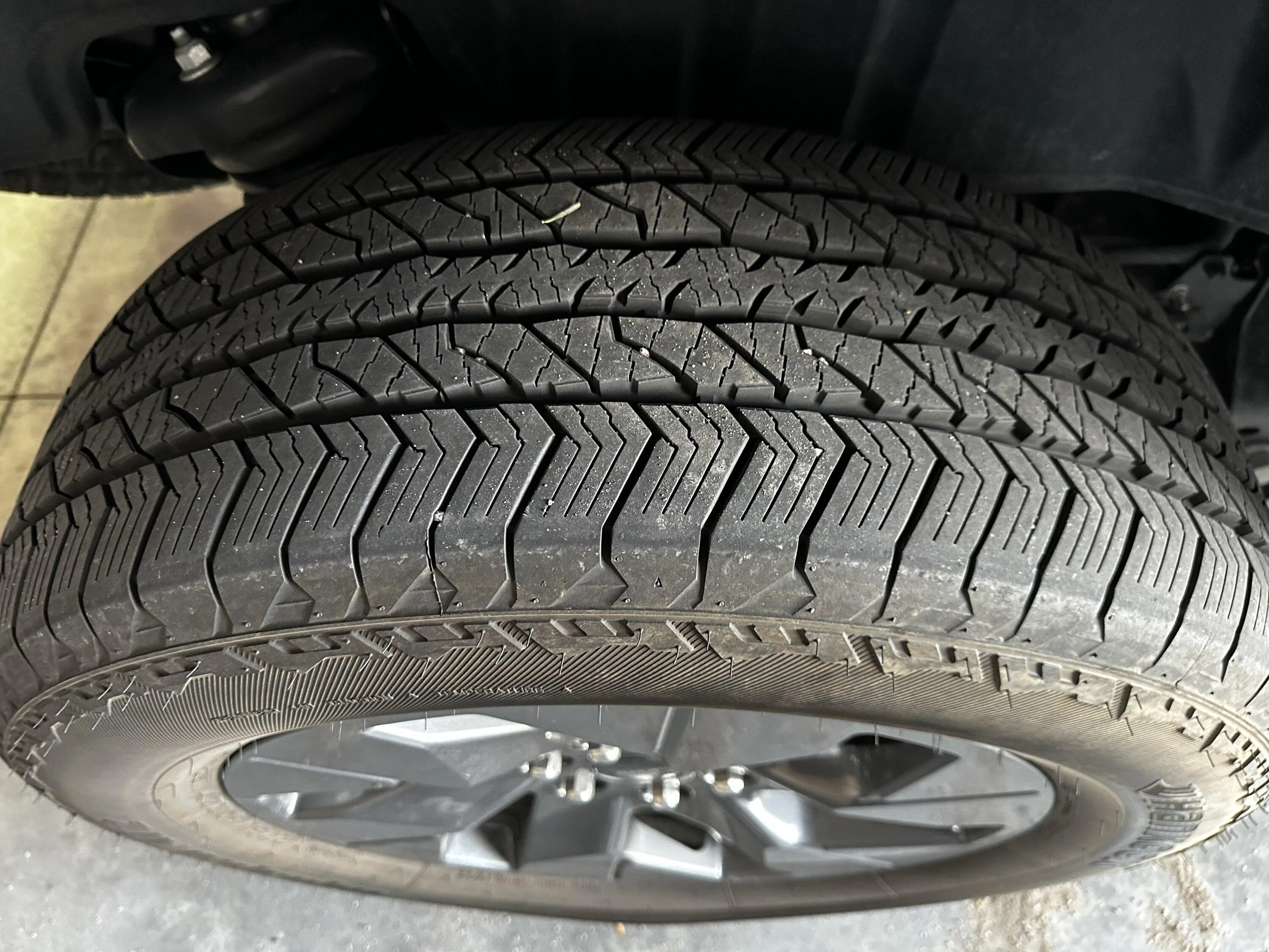 Ford F-150 Lightning 2022 Lariat ER Rims and Tires & Pro Charger IMG_0330