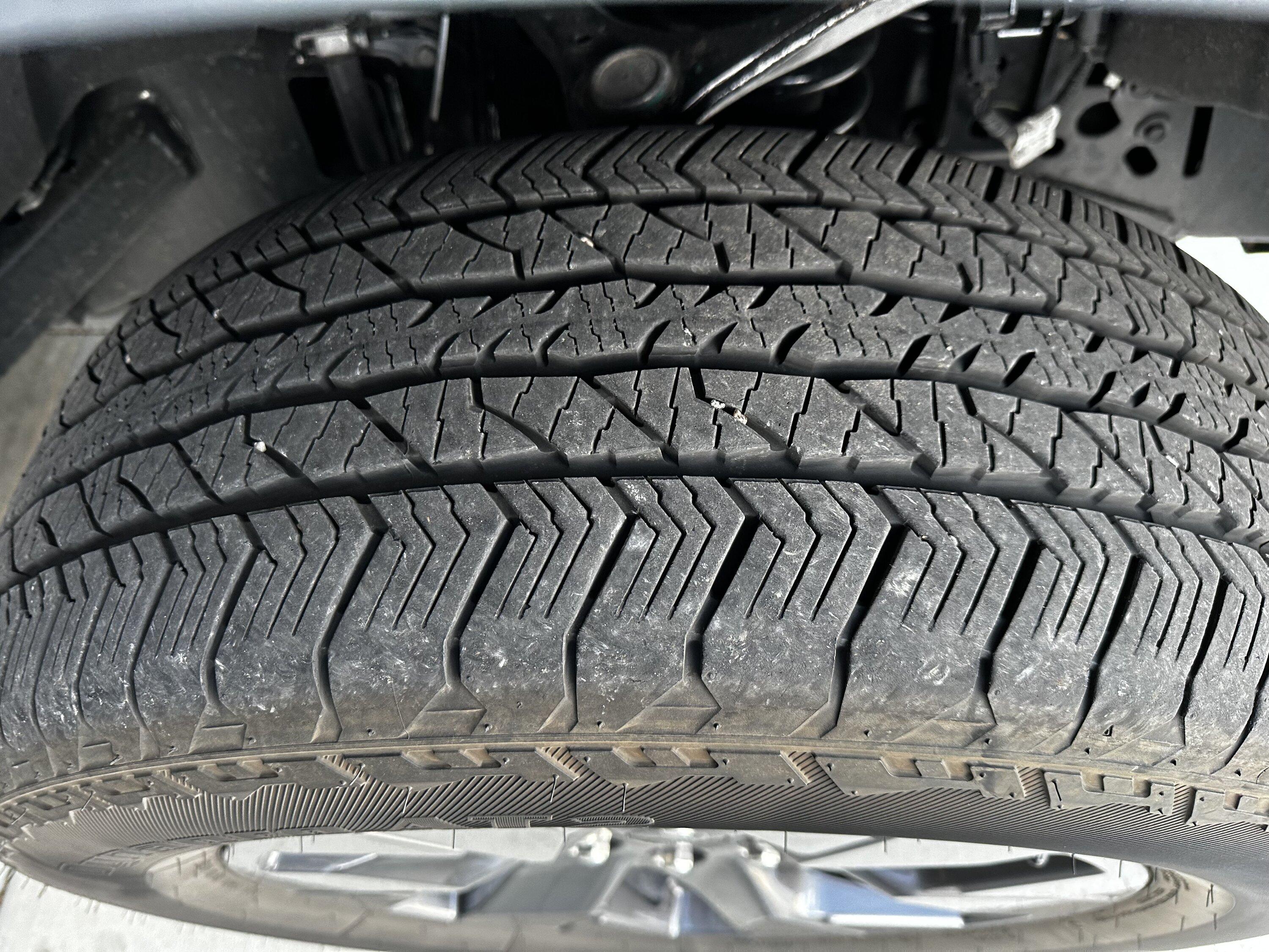 Ford F-150 Lightning 2022 Lariat ER Rims and Tires & Pro Charger IMG_0328