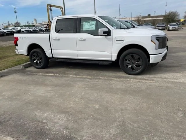 Ford F-150 Lightning F-150 Lighting extended range for sale in Houston Texas at MSRP Lightning pic