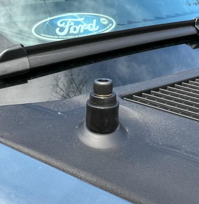 Ford F-150 Lightning Stubby Antenna Help antenna-delete