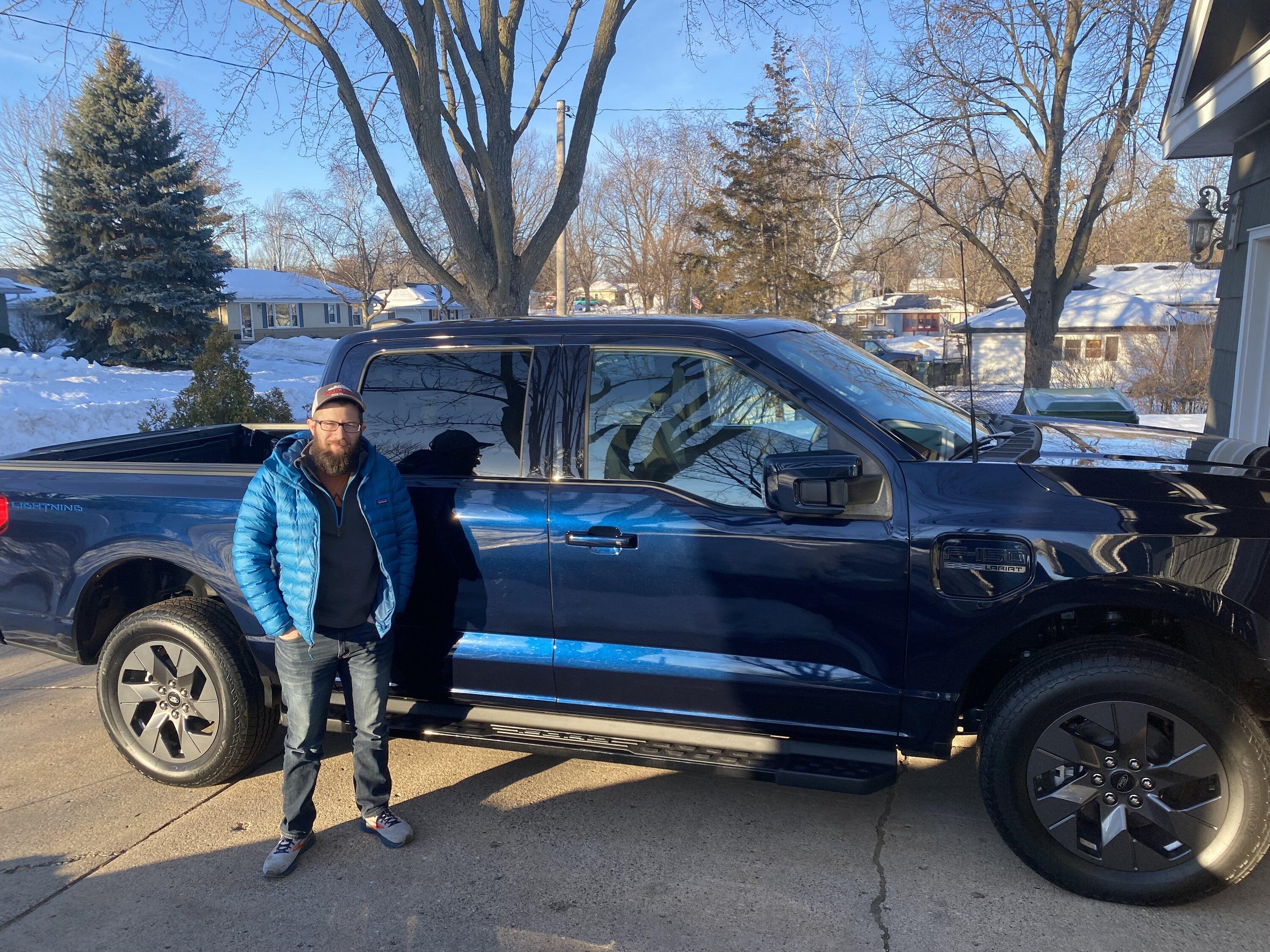 Ford F-150 Lightning ✅ 12/19 Lightning Build Week Group (MY2023) tempImage8sV0nc