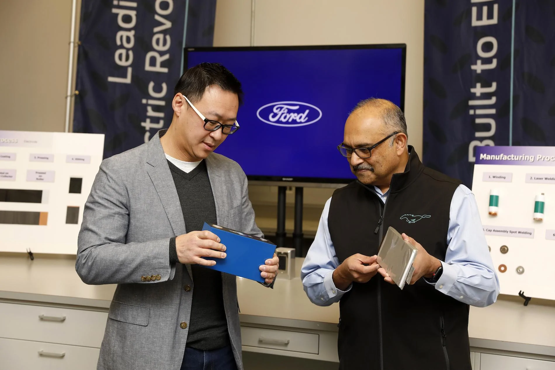 Ford F-150 Lightning Official: $3.5B Ford LFP Battery Plant Coming to Michigan. Lightning Receives LFP Batteries Starting 2024 [WARNING: NO POLITICS] ford-battery-1-jpg