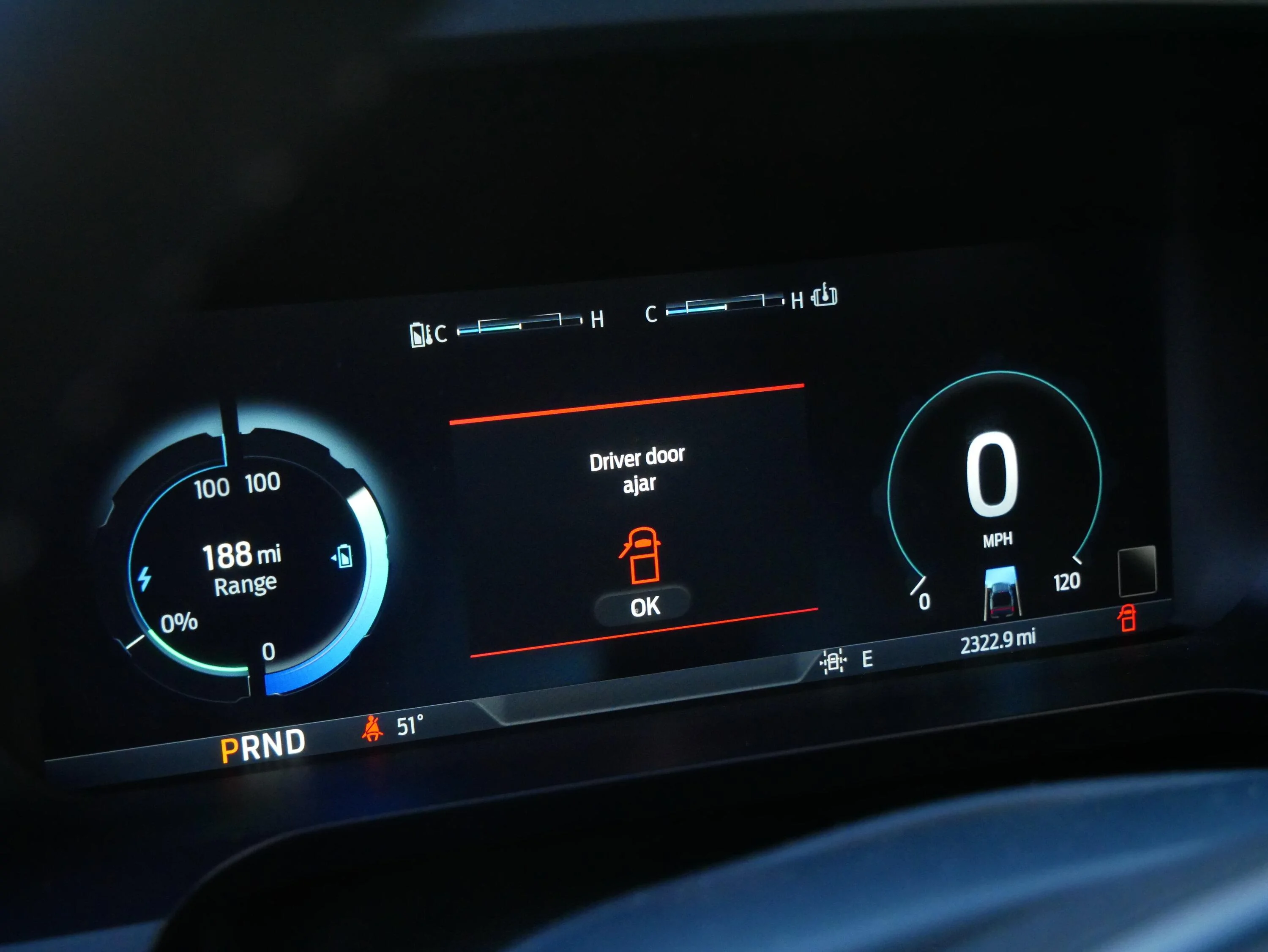 Ford F-150 Lightning 2022 Lightning Lariat ER + Max Tow + Rectractable Tonneau + Bedliner P1150226