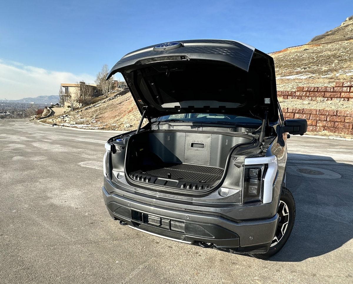 Ford F-150 Lightning 2023 XLT SR, less than 700 miles. $68,200 F150Lightning-03.JPEG
