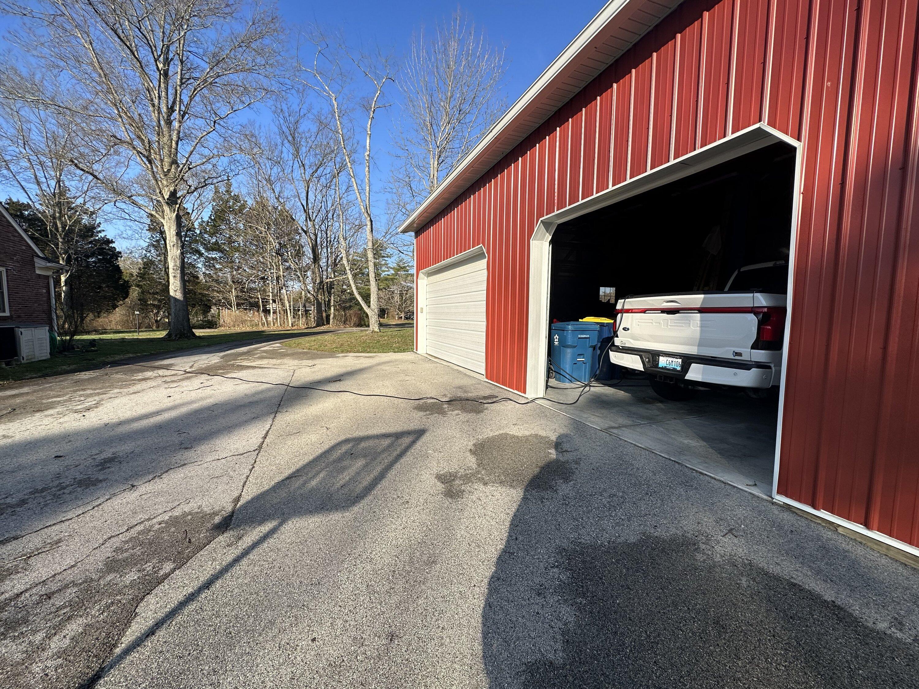 Ford F-150 Lightning Lightning is keeping our lights on after storm! F4BE6750-7841-47E4-9272-1754DD8166DC