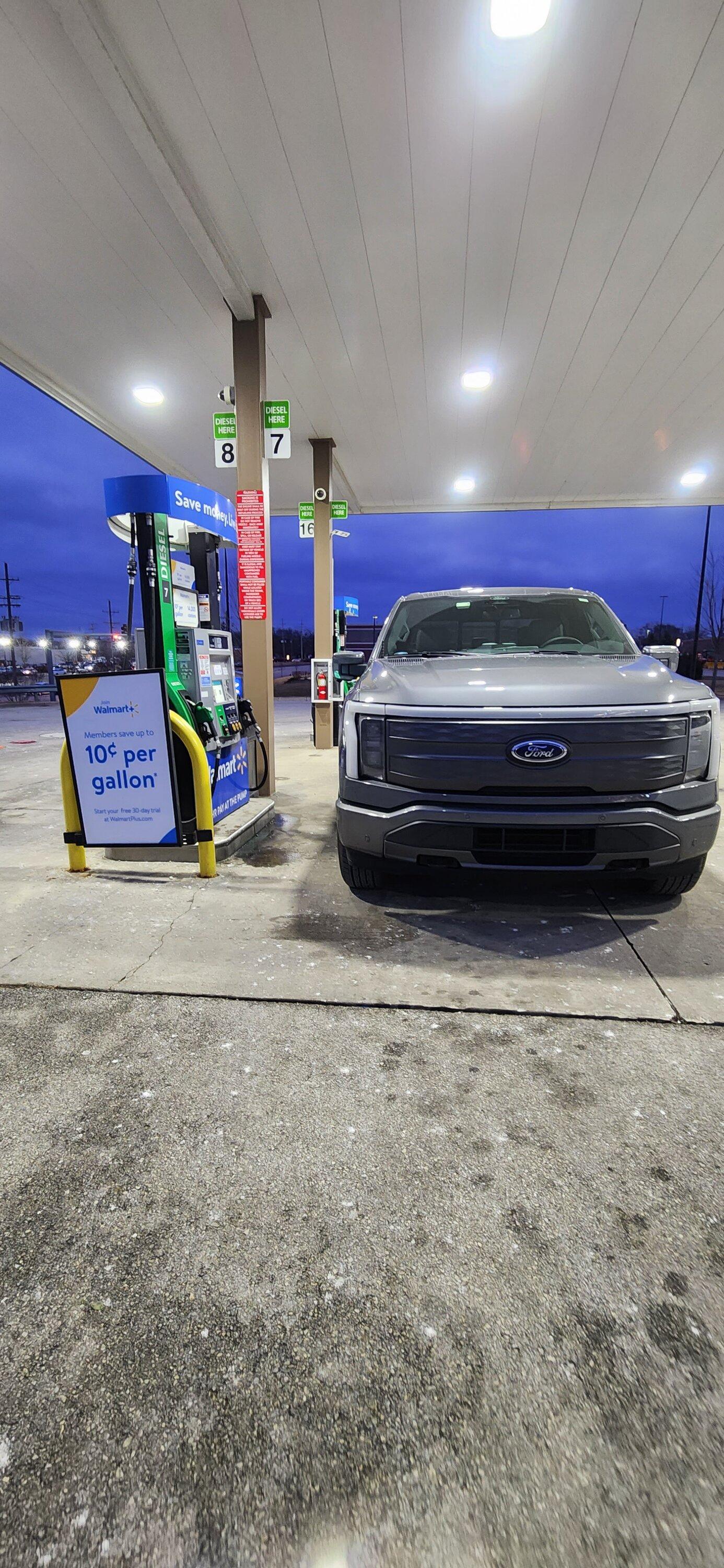 Ford F-150 Lightning Pics of Lightning Trucks Doing Truck Things. Post Yours! 📸 20230120_170320