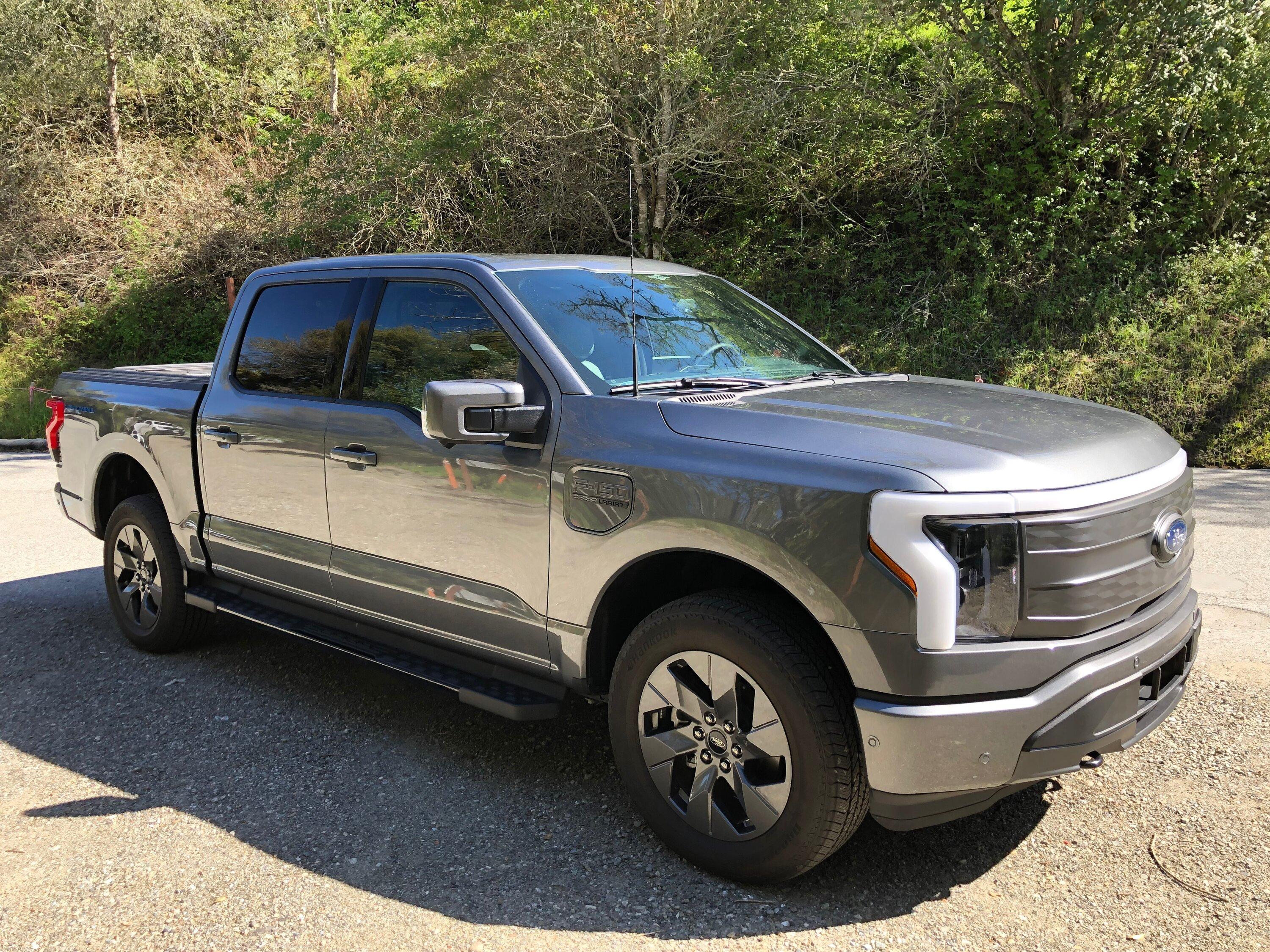Ford F-150 Lightning 2023 Lightning Lariat Sold IMG_6189