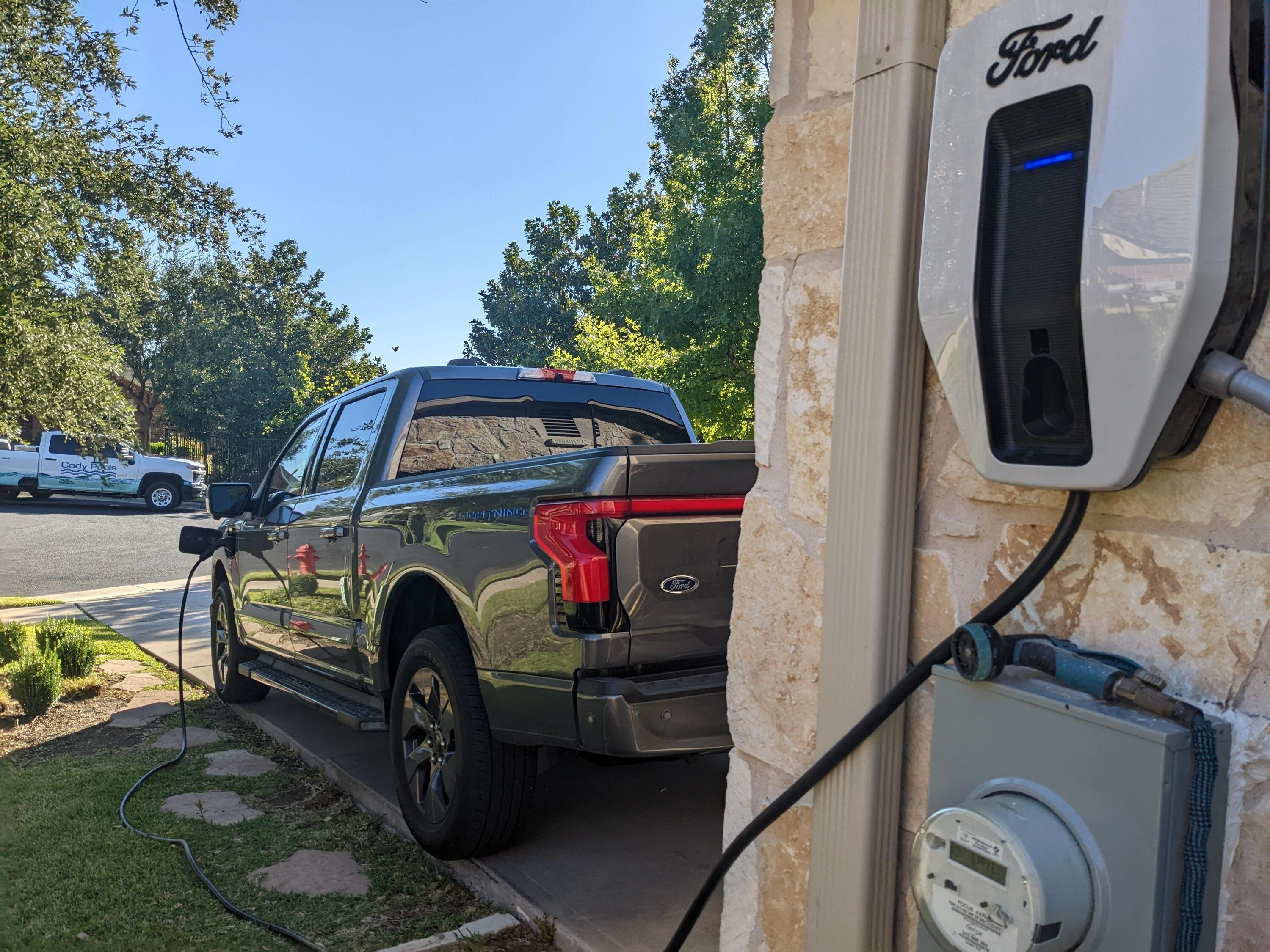 Ford F-150 Lightning Show me your Ford Charge Station Pro installs PXL_20221021_212017104.MP