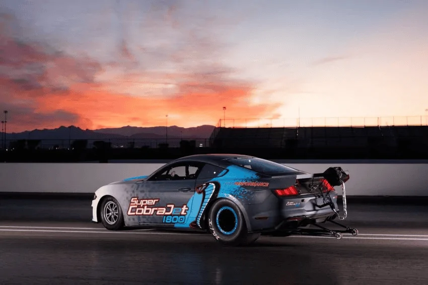 Ford F-150 Lightning FORD MUSTANG SUPER COBRA JET 1800 DEBUTS AS NEW EV DRAGSTER 1681476962424