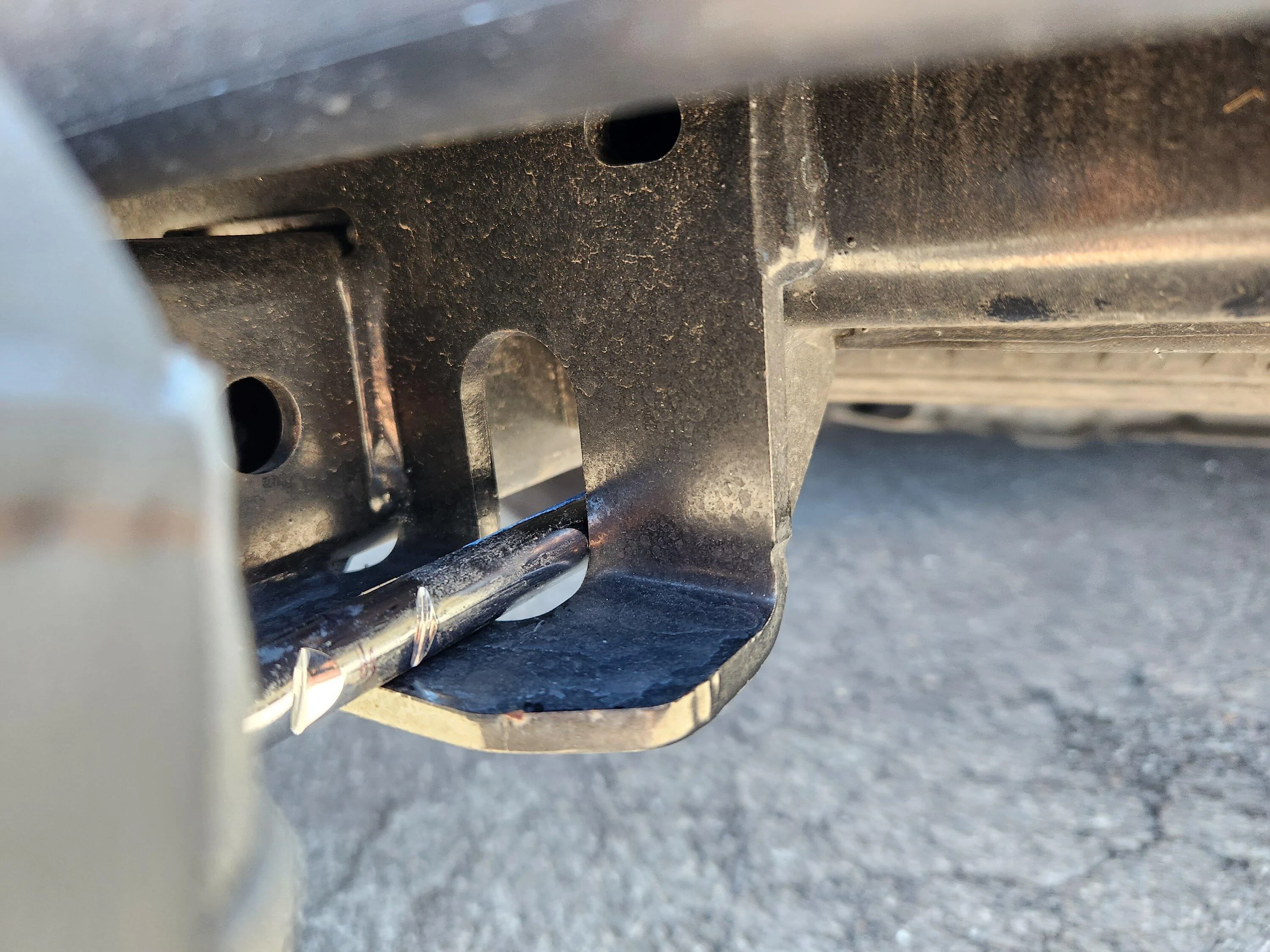 Ford F-150 Lightning Tilting Headrest? 20230421_110017