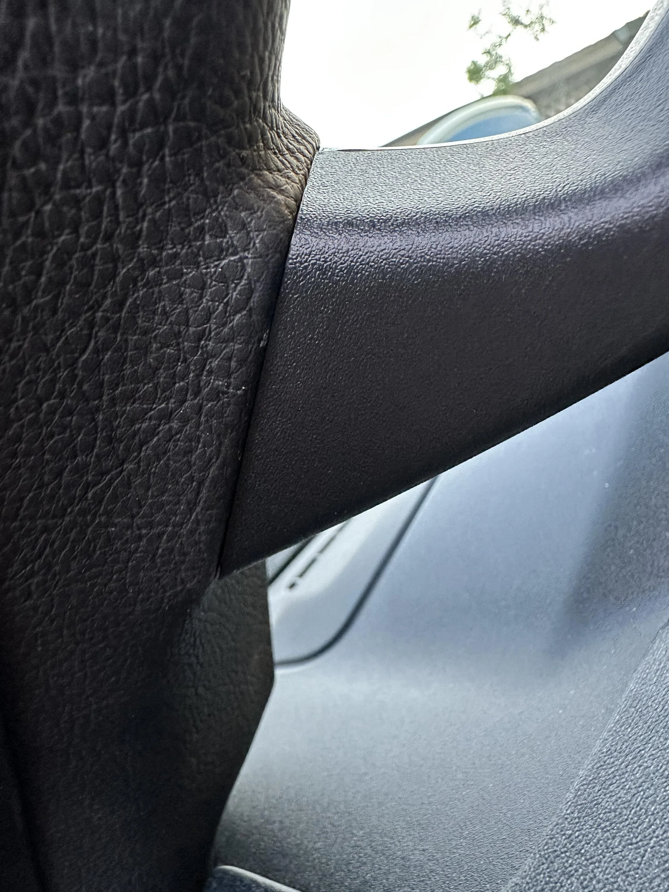 Ford F-150 Lightning Sounds Good Stereo Behind the Seat kit installation 04 fixed