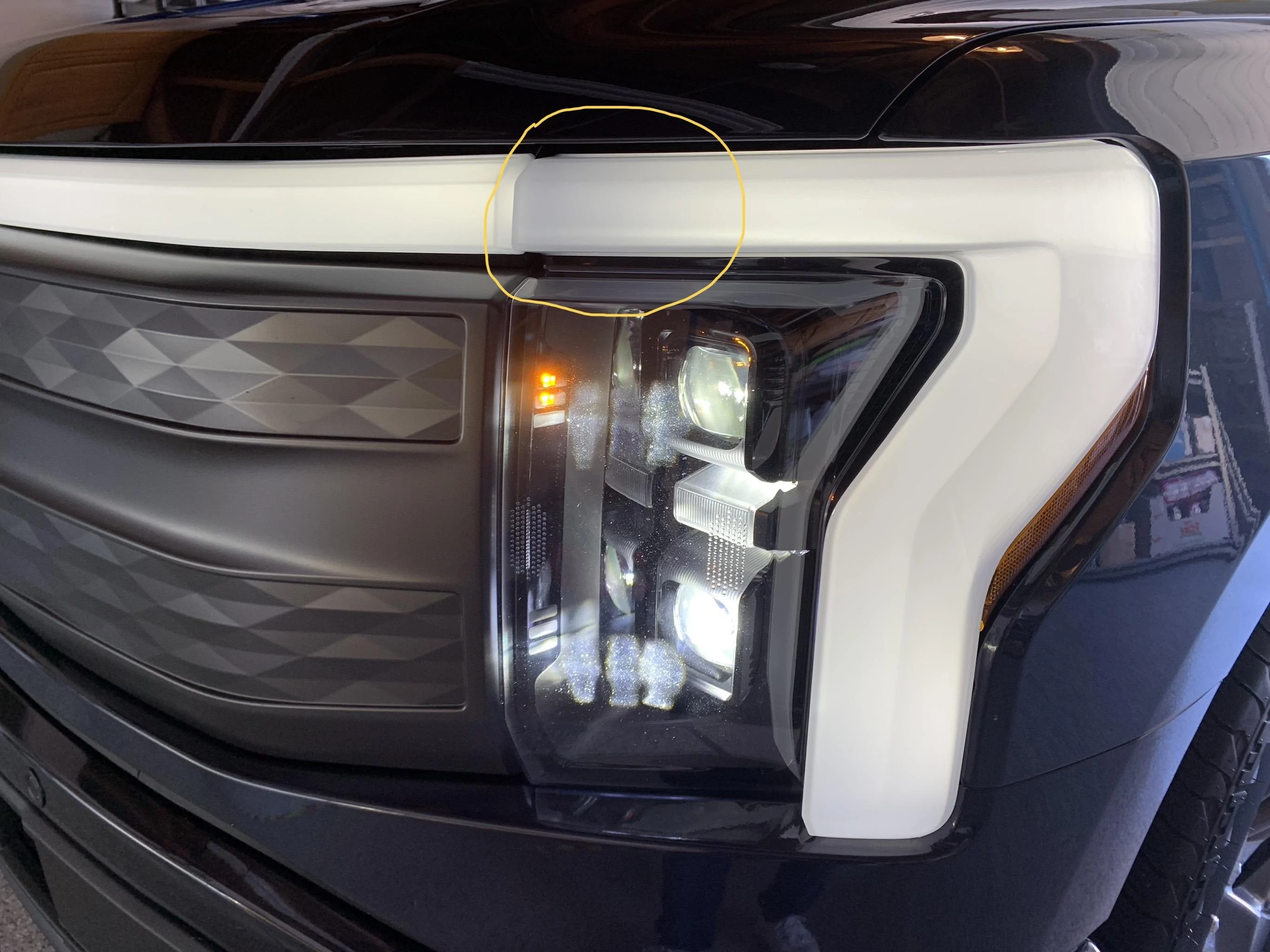 Ford F-150 Lightning Upper light bar has a slightly darken area - issue or normal? IMG_8152