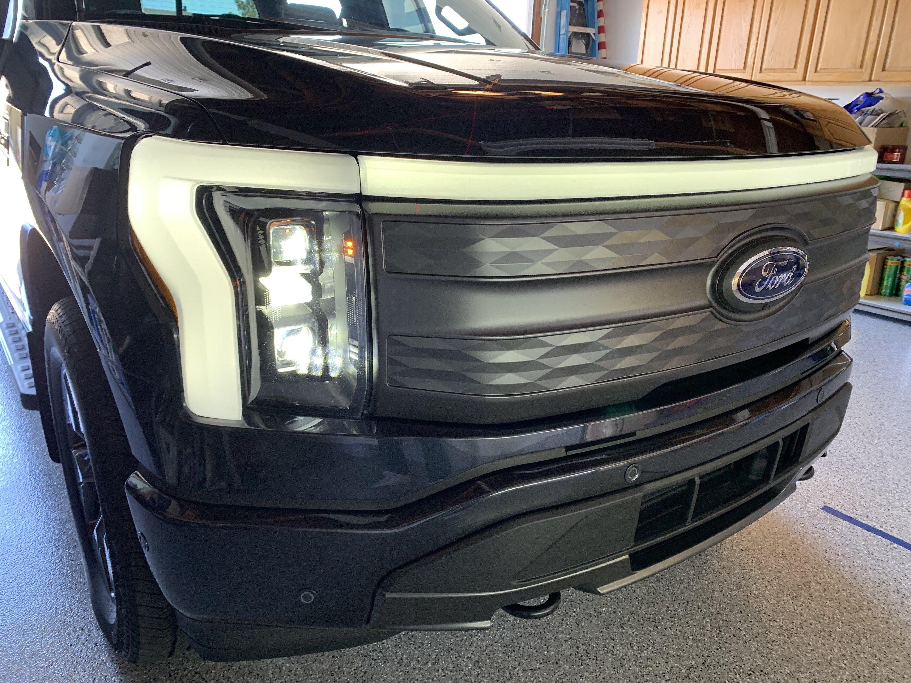 Ford F-150 Lightning Upper light bar has a slightly darken area - issue or normal? IMG_8158