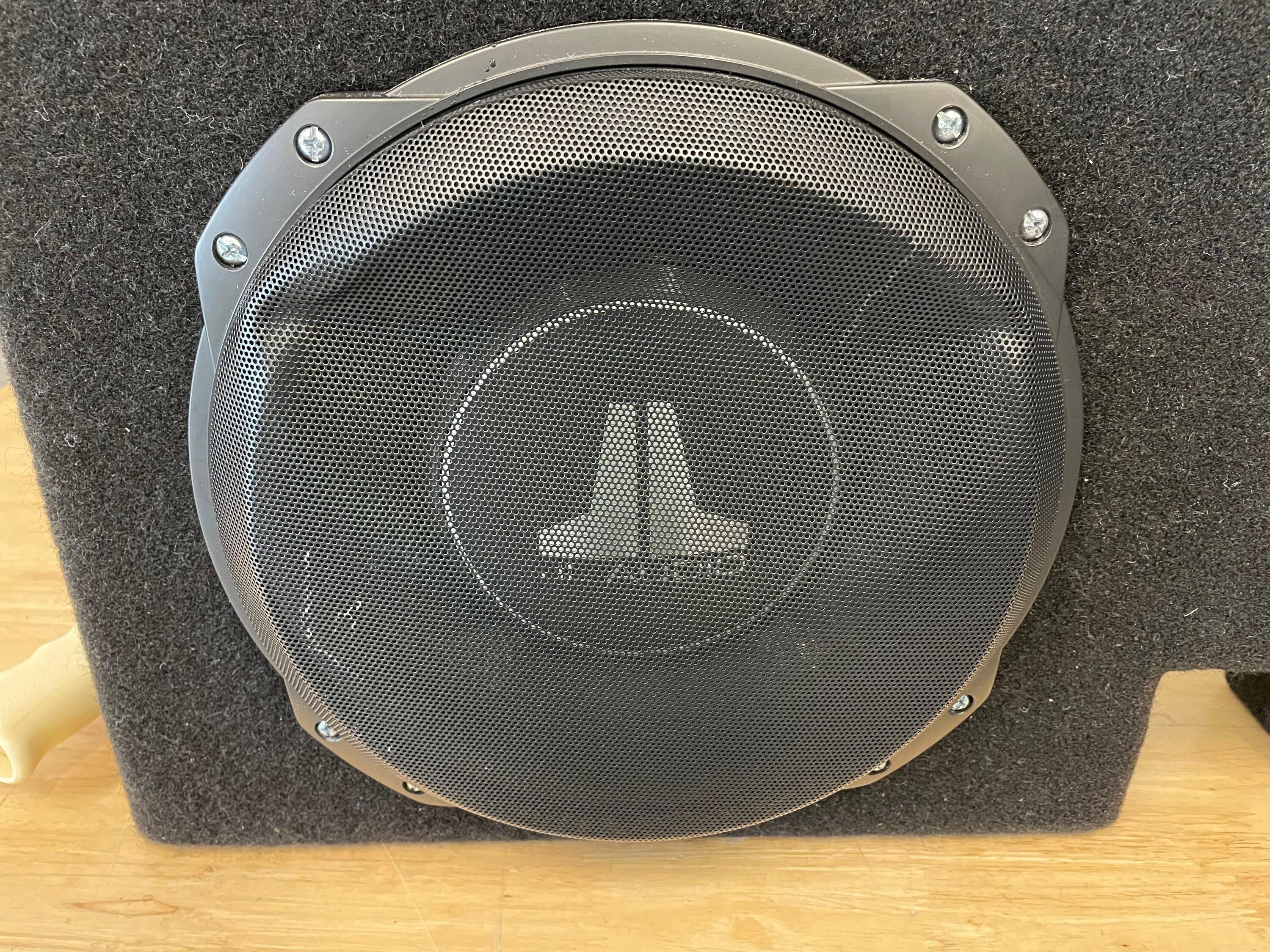 Ford F-150 Lightning JL 10TW3D4 + MTI Acoustics Box IMG_7965