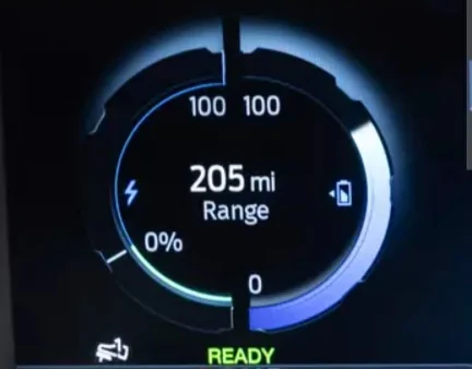 Ford F-150 Lightning New Battery percent Screenshot_20230105_224147_Chrom
