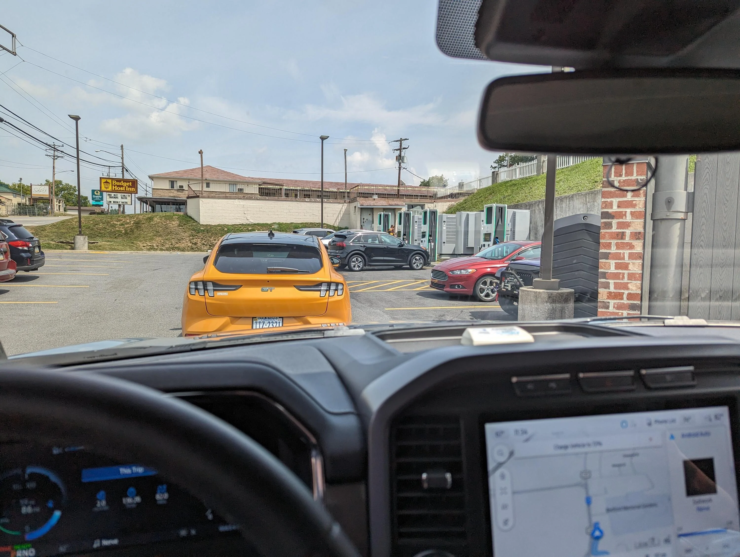 Ford F-150 Lightning Farley & Ford Execs Traveling the American West in F-150 Lightning JXtYvmm