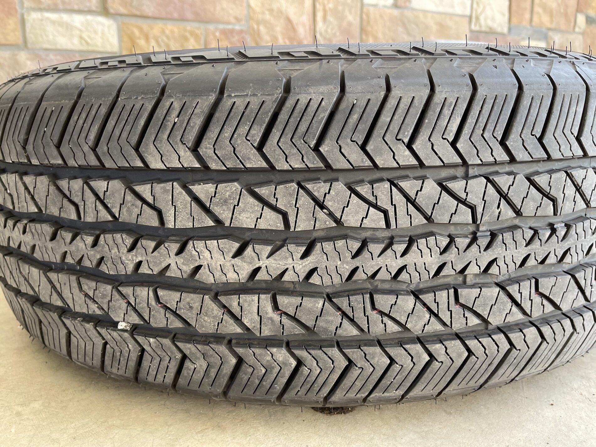 Ford F-150 Lightning 21’ Platinum Wheels and Tires D27441A1-EF3F-4F47-B367-DA9A195EB633