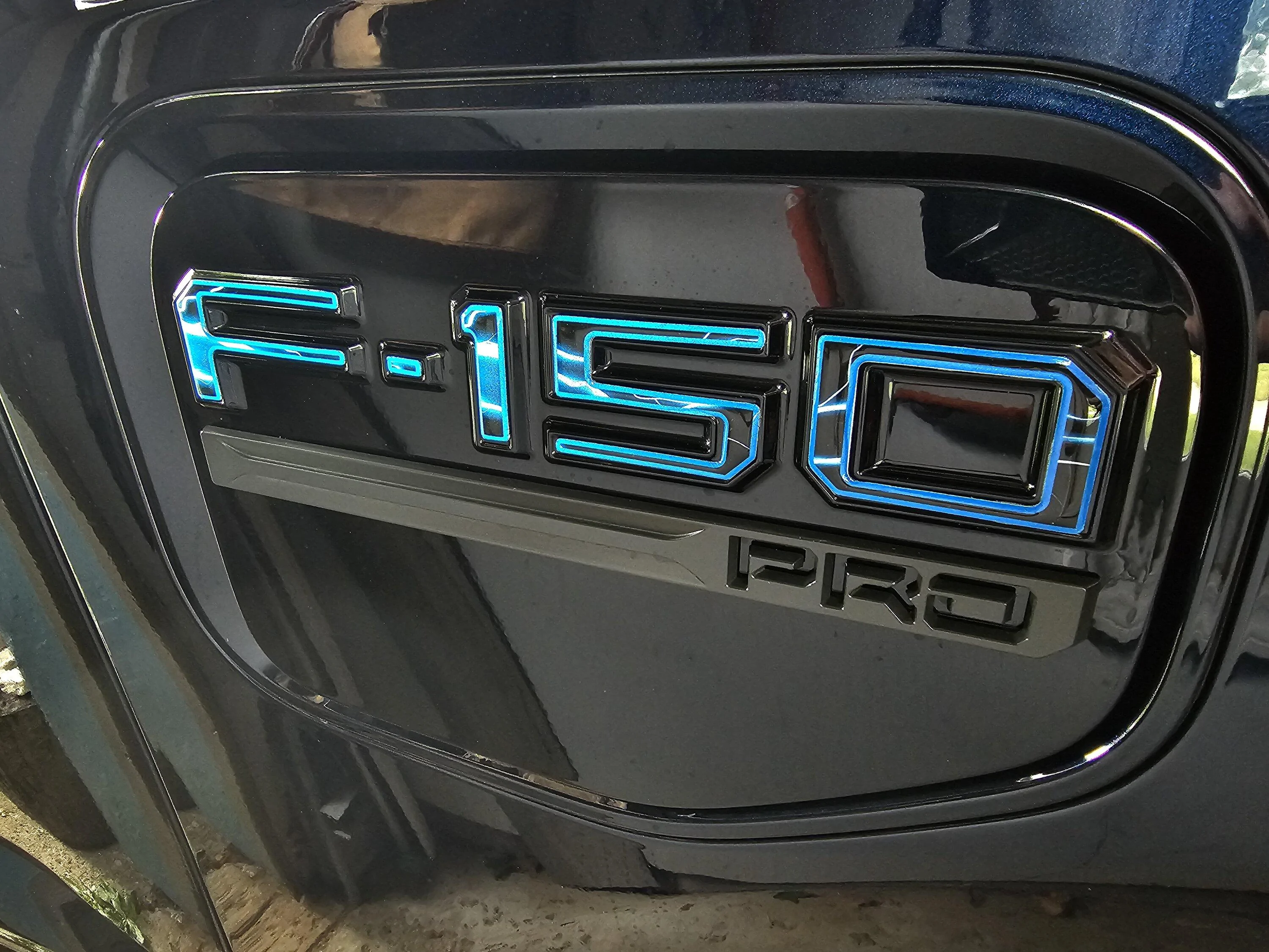 Ford F-150 Lightning Lightning Lettering 20230626_125325