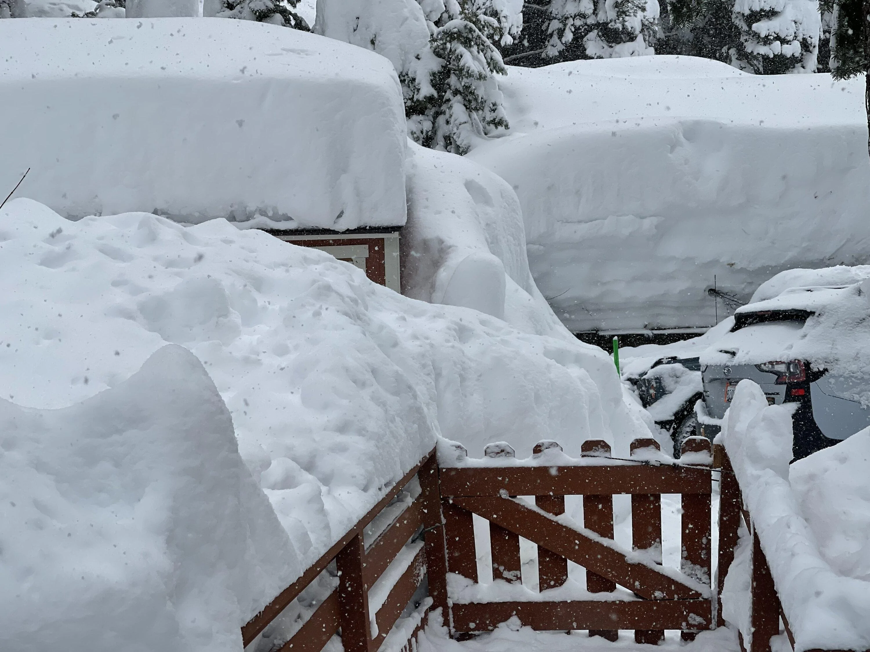Ford F-150 Lightning Outdoor Pedestal for Extreme Winter? image_50446593