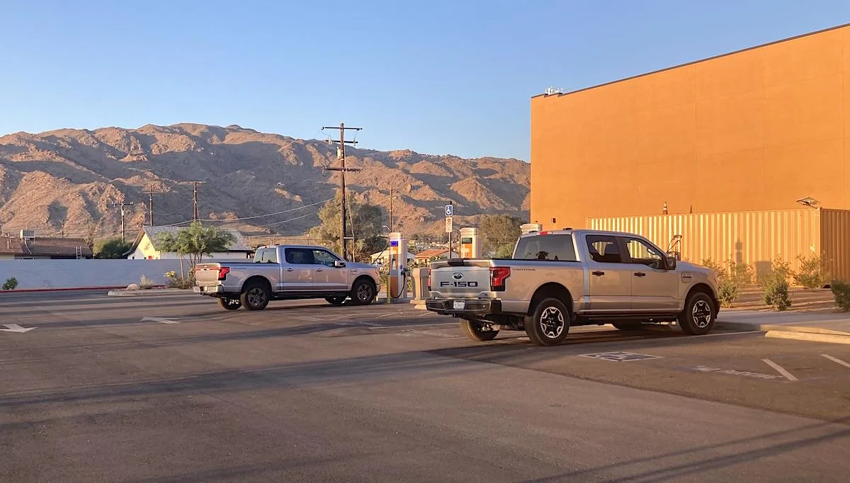 Ford F-150 Lightning Lightning DCFC behavior that makes you go "duh" 150s
