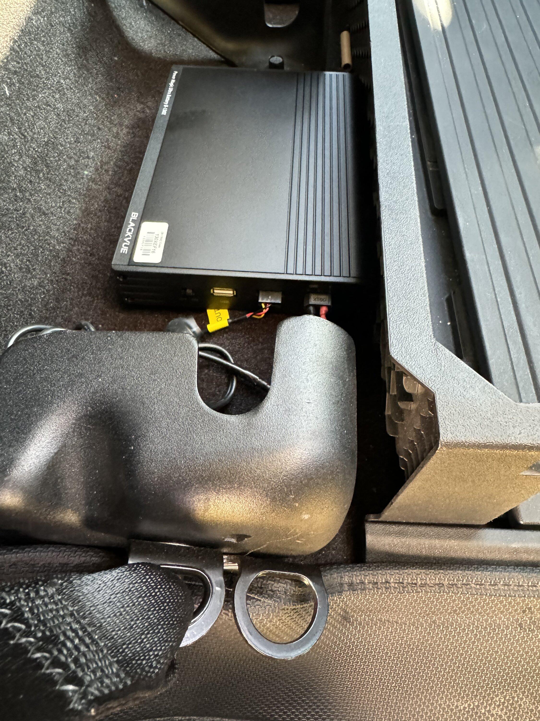 Ford F-150 Lightning Blackvue battery b-130x install IMG_0071