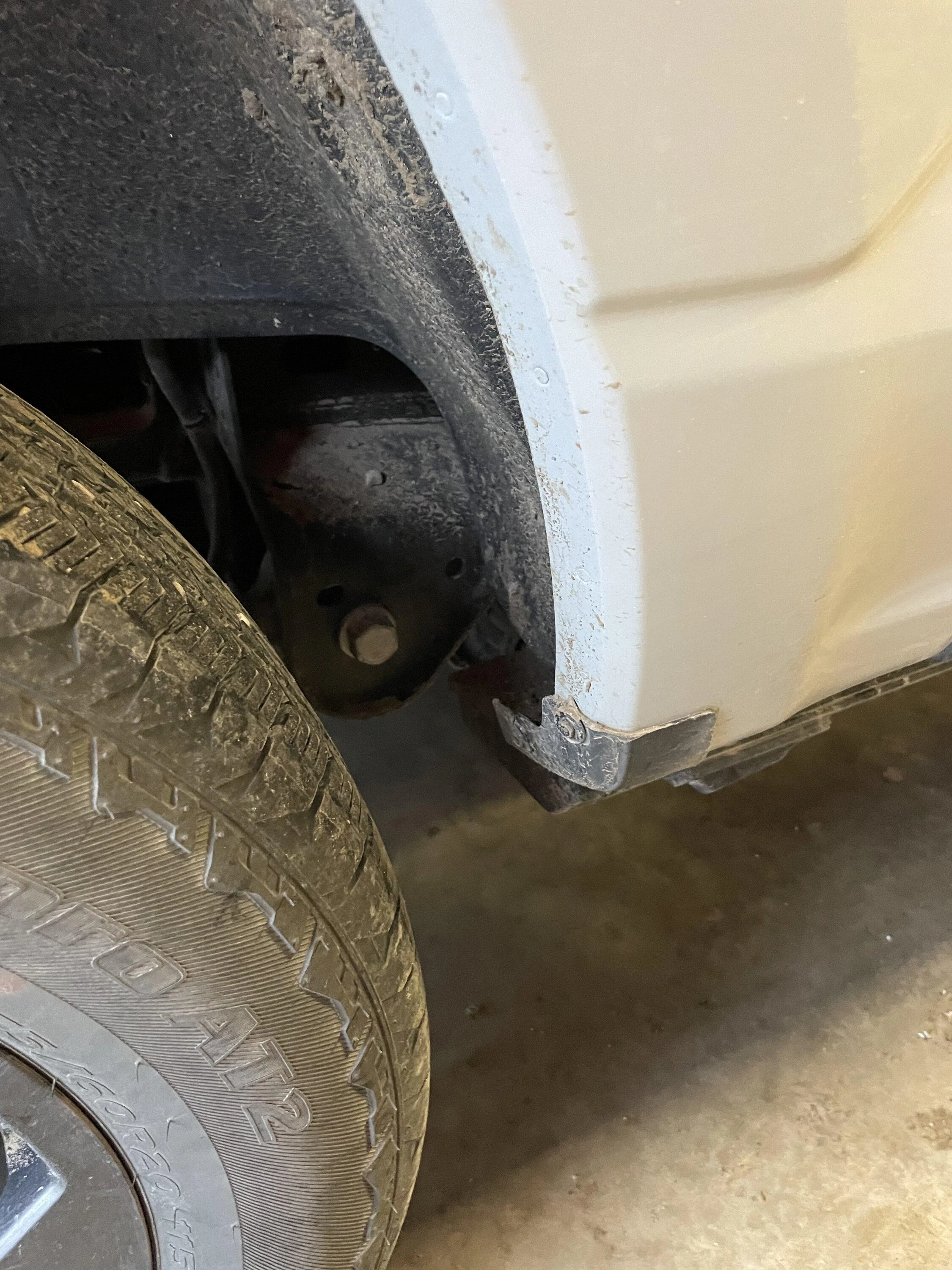 Ford F-150 Lightning Rear wheel Spats/front side guards IMG_0893