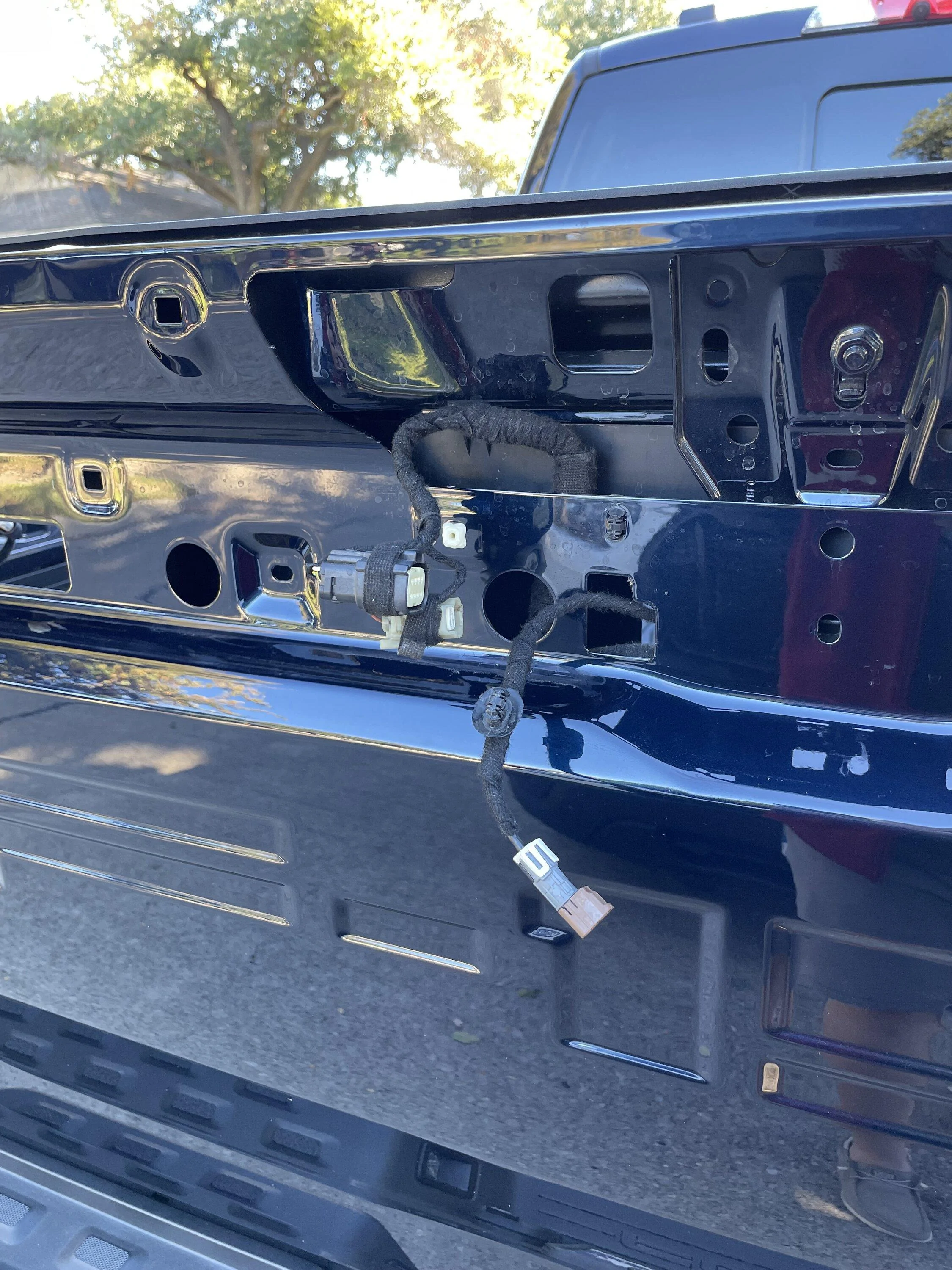 Ford F-150 Lightning Tailgate Teardown IMG_5179