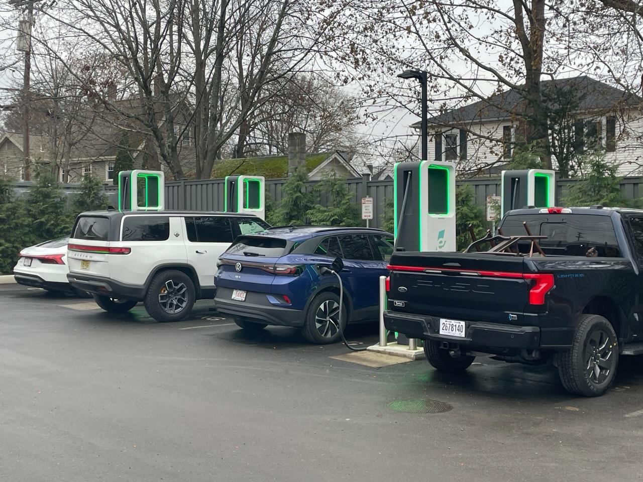 Ford F-150 Lightning Pics of Lightning Trucks Doing Truck Things. Post Yours! 📸 IMG_3849