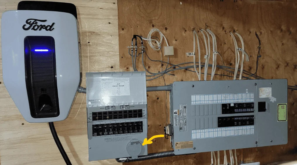 Ford F-150 Lightning What are you plugging in to your On-Board Power outlets in your Lightning? 1703249800848