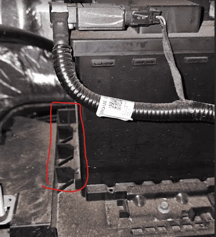 Ford F-150 Lightning CSP-23B57 for High Voltage Battery Notice 1704810108001