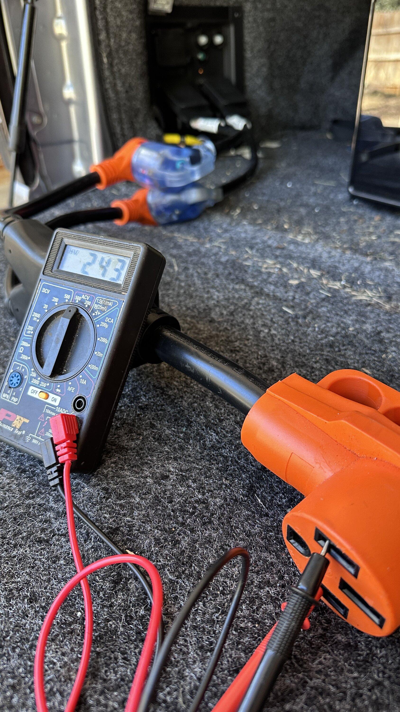 Ford F-150 Lightning Want more than 30 Amps (pro-power) what happened to 9.6KW? 240v POWER, via 'Y' adapter, from BED 20amp 120v outlets