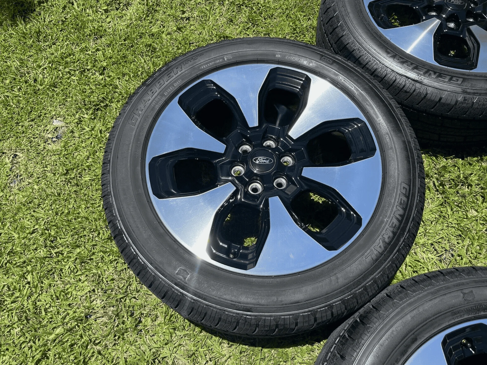 Ford F-150 Lightning 2023 Platinum Wheels/Tires/TPMS Take-offs 300 miles - $1,400 Screenshot 2024-01-17 at 10.54.46 PM