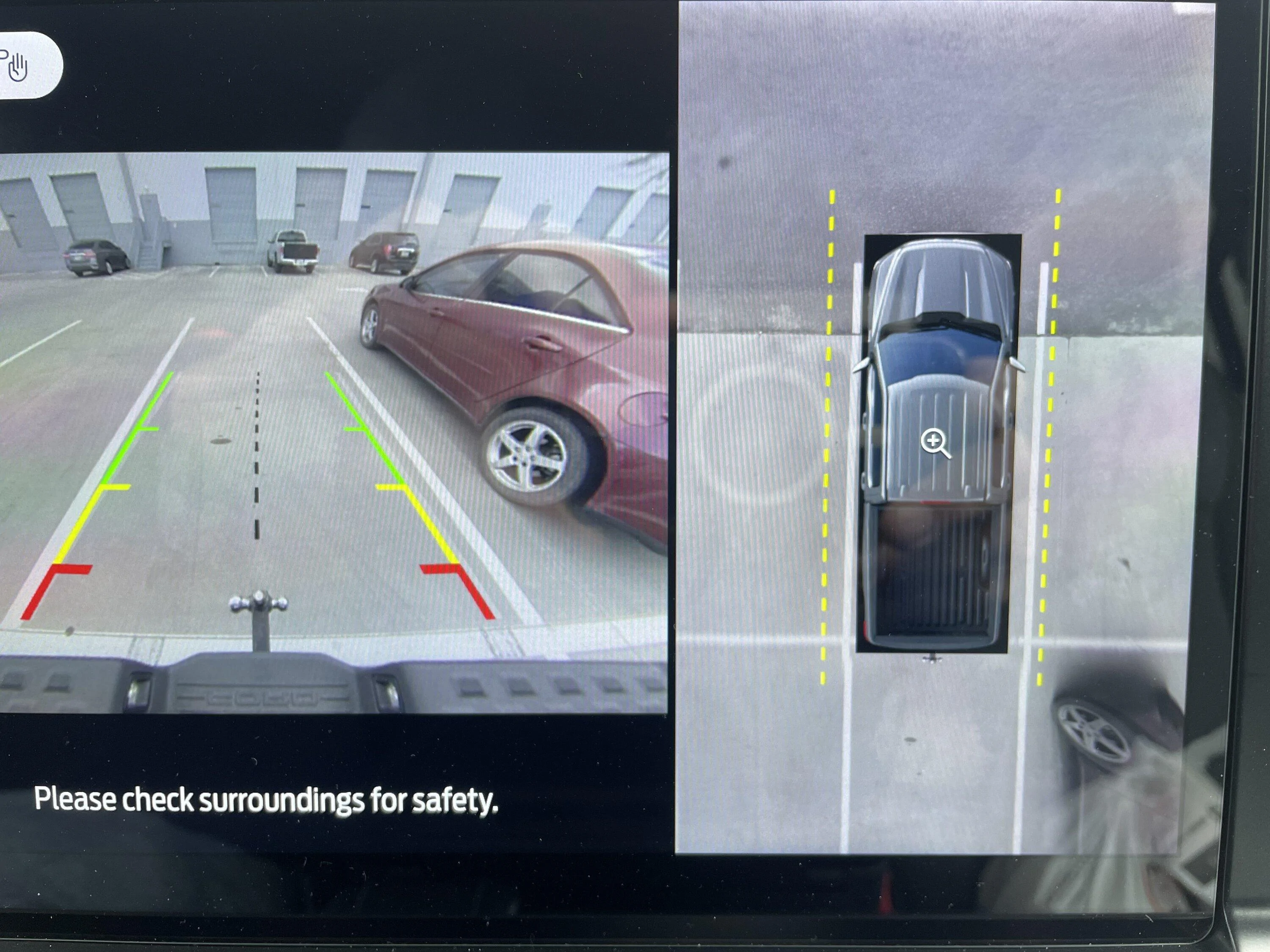 Ford F-150 Lightning 360 camera not aligned with rear camera image_50425601