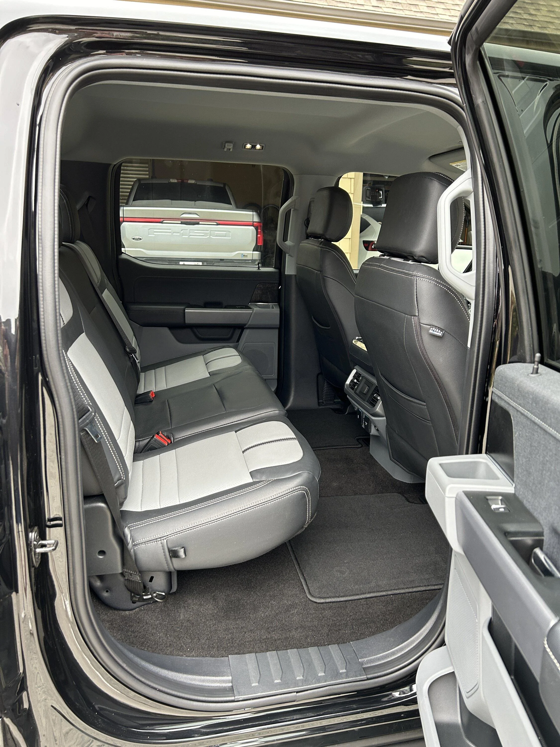 Ford F-150 Lightning FS: 2022 Lightning XLT w/leather, heated seats, Homelink, etc. - $47,500 IMG_5408