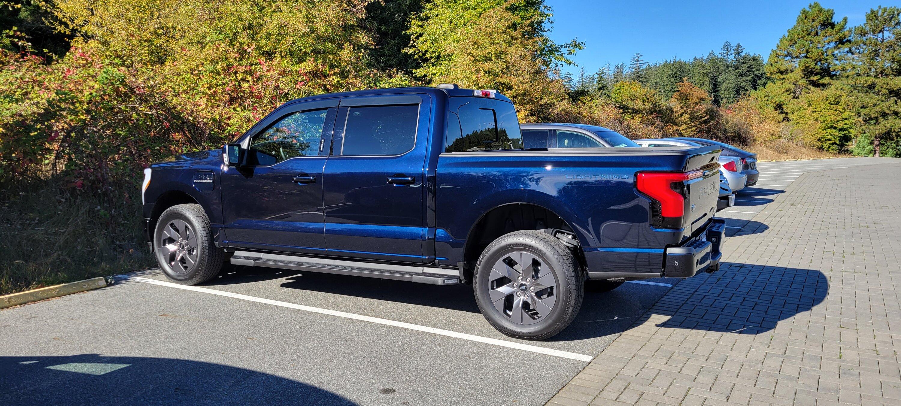 Ford F-150 Lightning ANTIMATTER BLUE F-150 Lightning Photos & Club 20231001_105447
