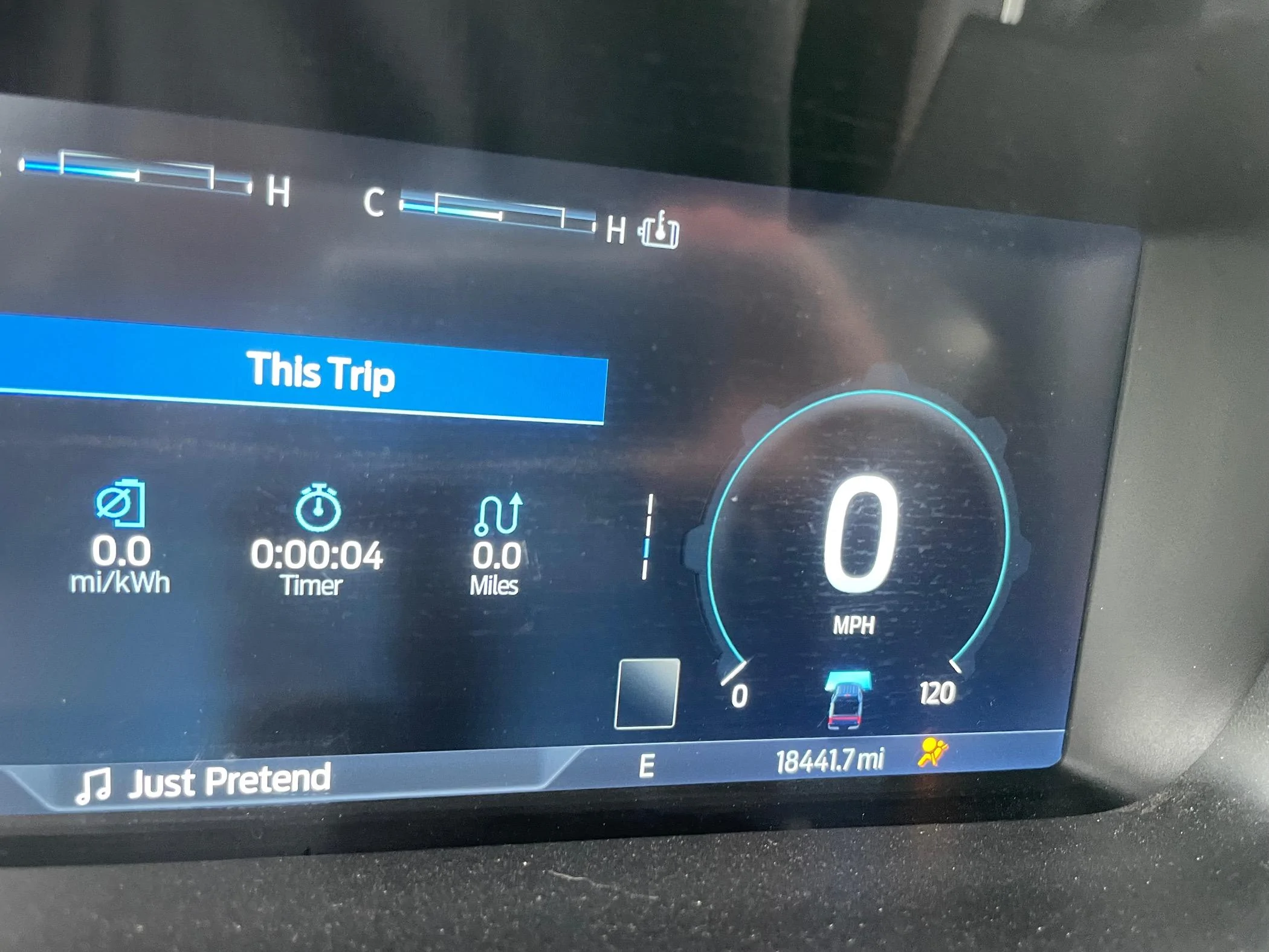 Ford F-150 Lightning Vertical bars at startup IMG_1061