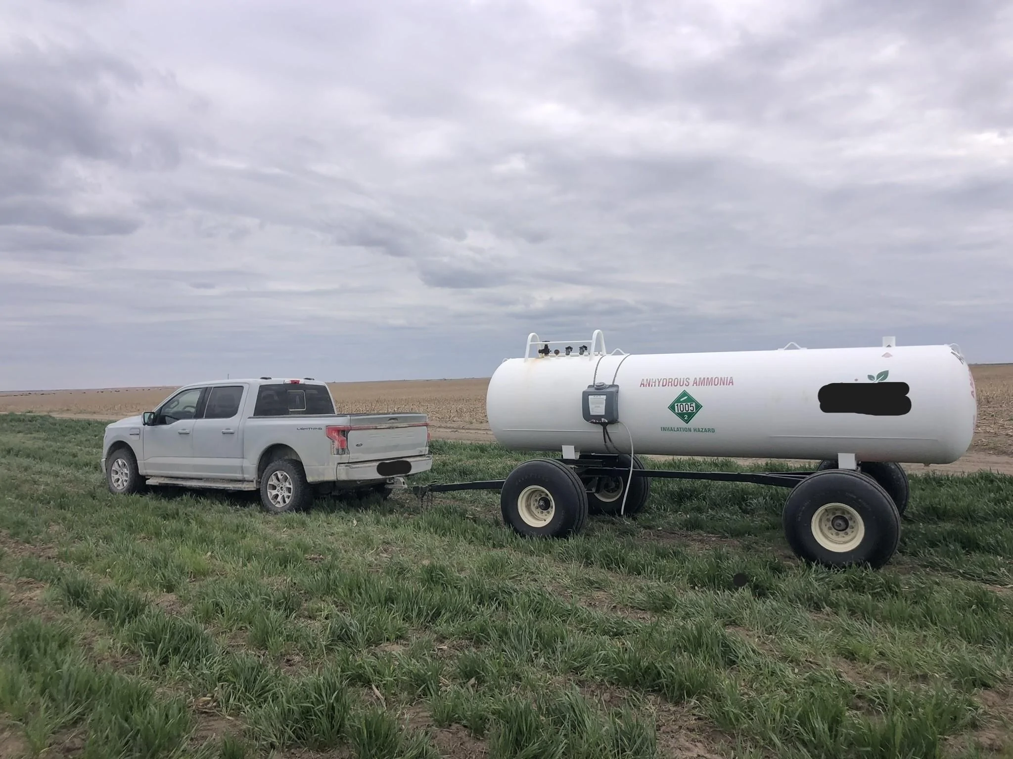 Ford F-150 Lightning Pics of Lightning Trucks Doing Truck Things. Post Yours! 📸 IMG_7526