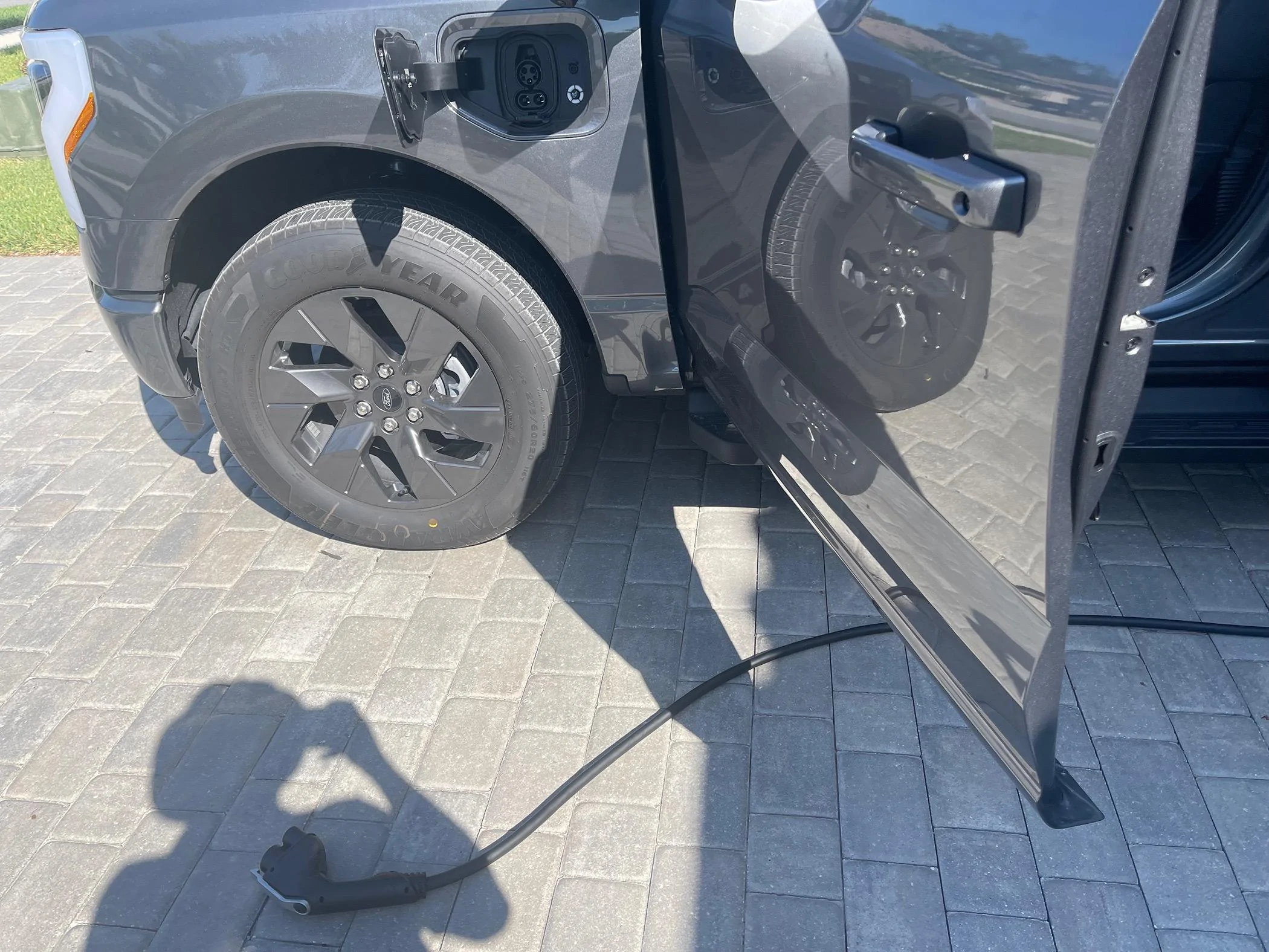 Ford F-150 Lightning Pro Power Ground Fault IMG_8072