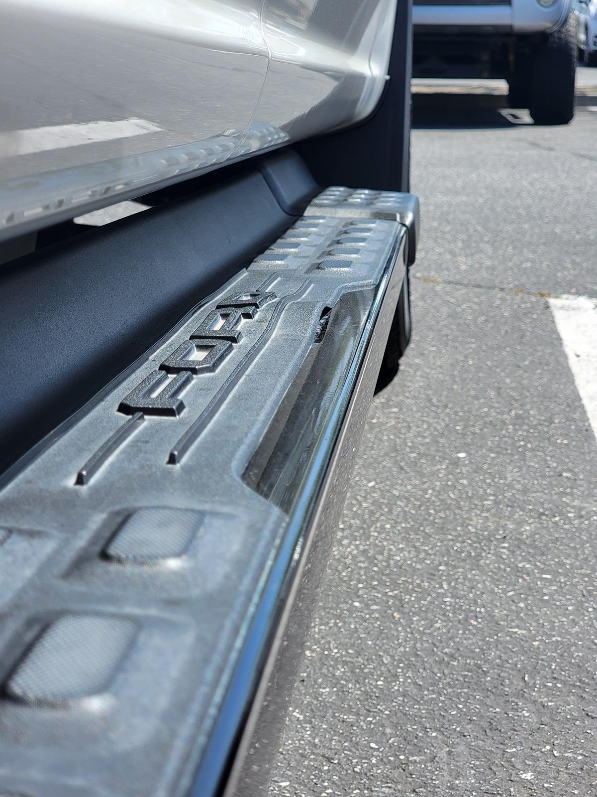 Ford F-150 Lightning Running board coming unglued? 1000000298