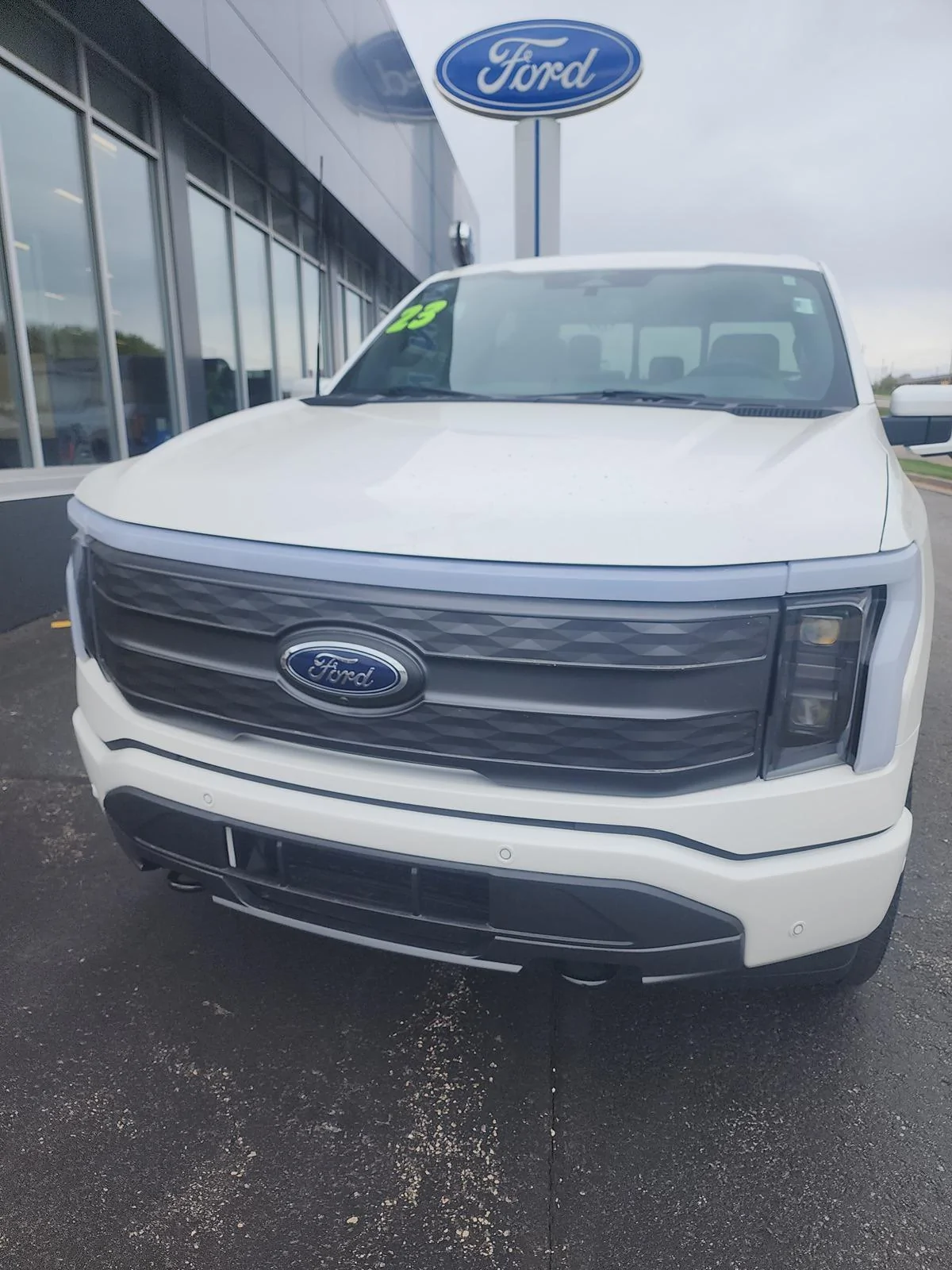 Ford F-150 Lightning New 2023 F-150 Lightning w/6000 in discount BEFORE REBATE and TAX CREDIT Lightning