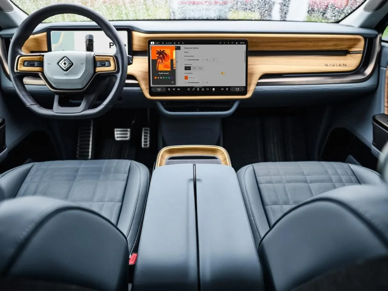 Ford F-150 Lightning New Rivian R1 Gen 2 Interior, Exterior and 22" Range Wheels with / without covers - Real Life Pictures A7WrYE5A7sZvMncLb9Dxe7-1280-80.jpg