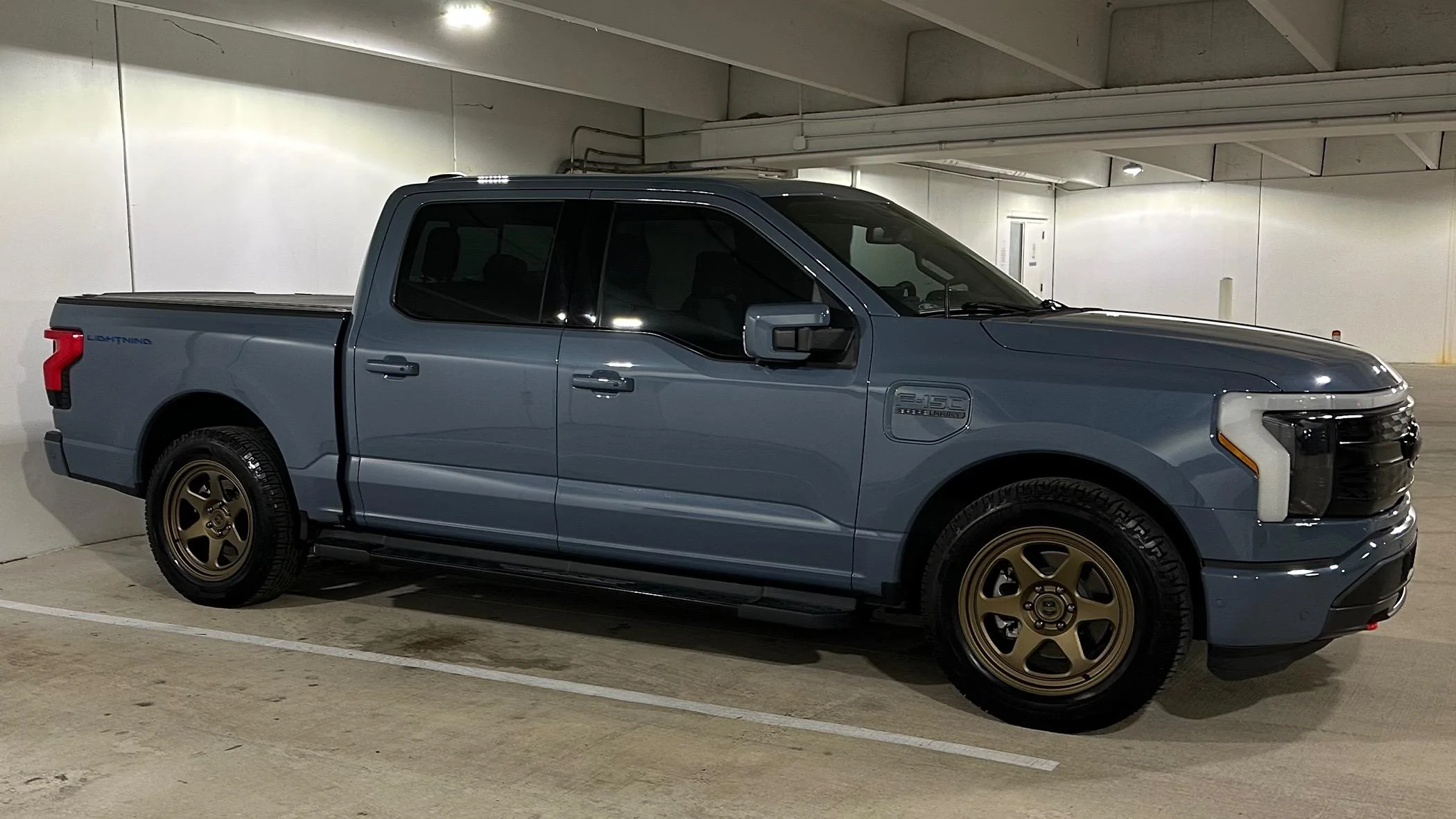 Ford F-150 Lightning FOR SALE: Fully forged Trex T-200 bronze wheels, like new IMG_3288