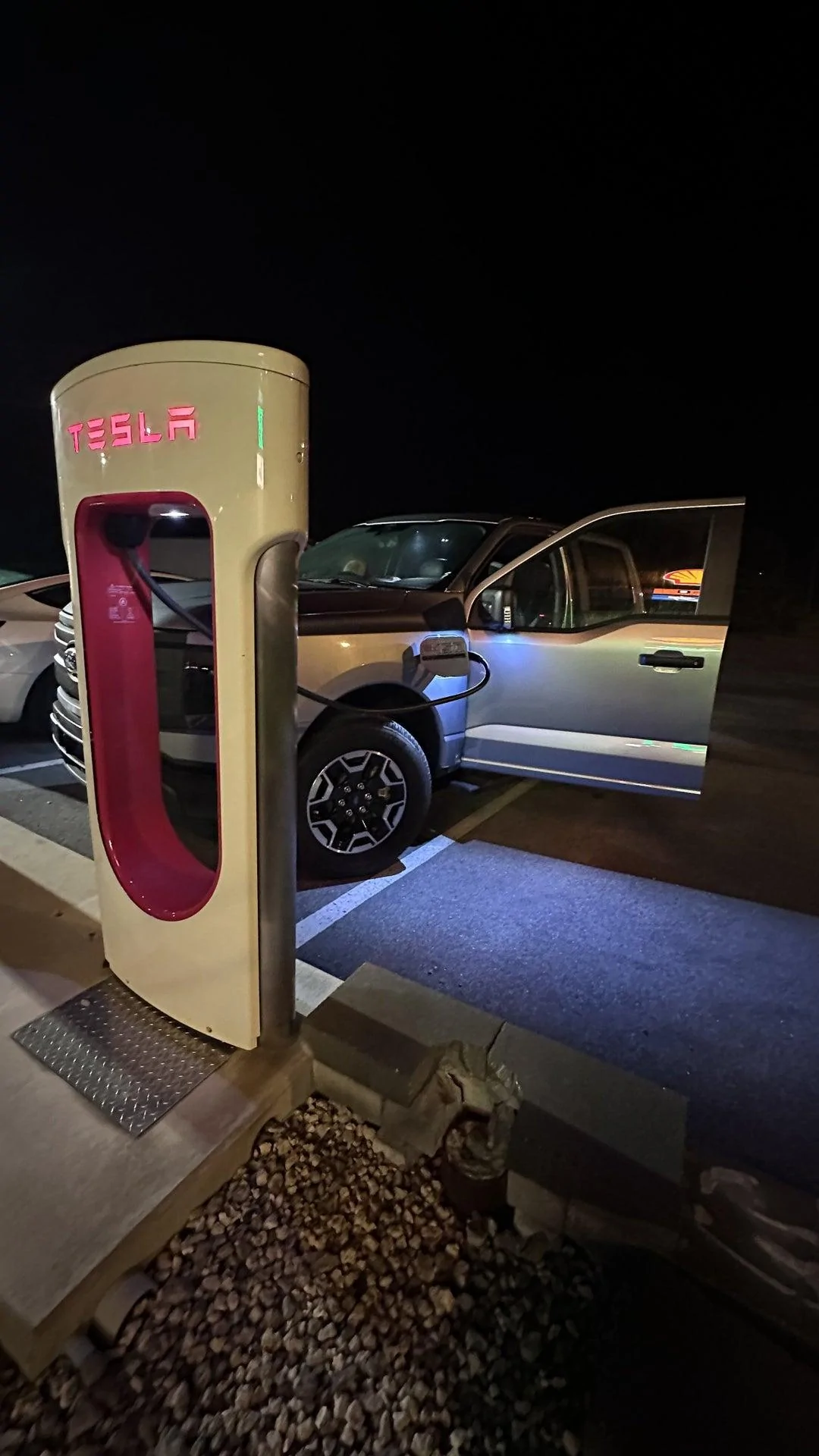 Ford F-150 Lightning Superchargers working Just Fine... me likey  : ) live-oak-angle-jpg