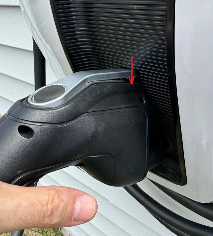 Ford F-150 Lightning Plug Will NOT Disengage From FCSP FIXED POST 87 Handl