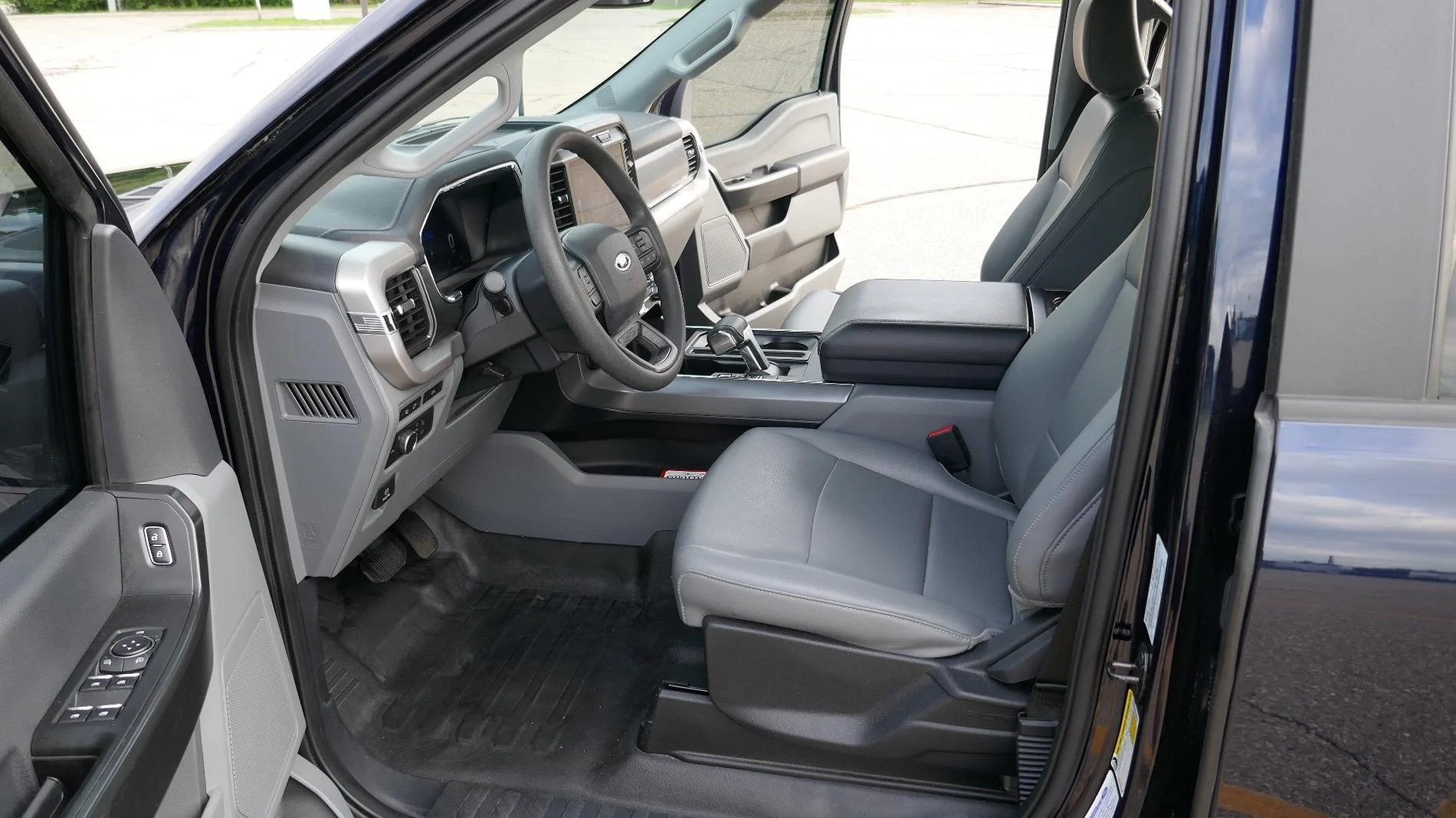 Ford F-150 Lightning 2022 Ford Lightning Pro P1070885