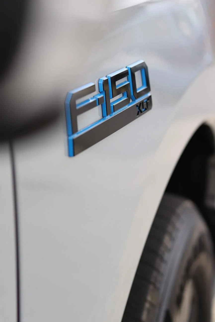 Ford F-150 Lightning Making Front LED Light Bar Brighter? image_241090803 (1)