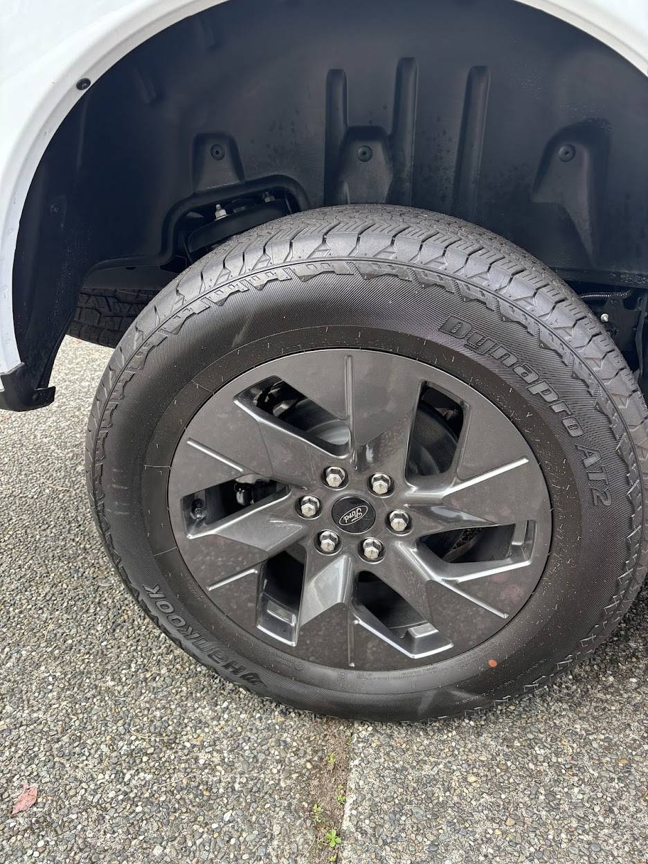 Ford F-150 Lightning WTS 2024 Lariat/Flash 20" wheel/tires IMG_0892.JPG