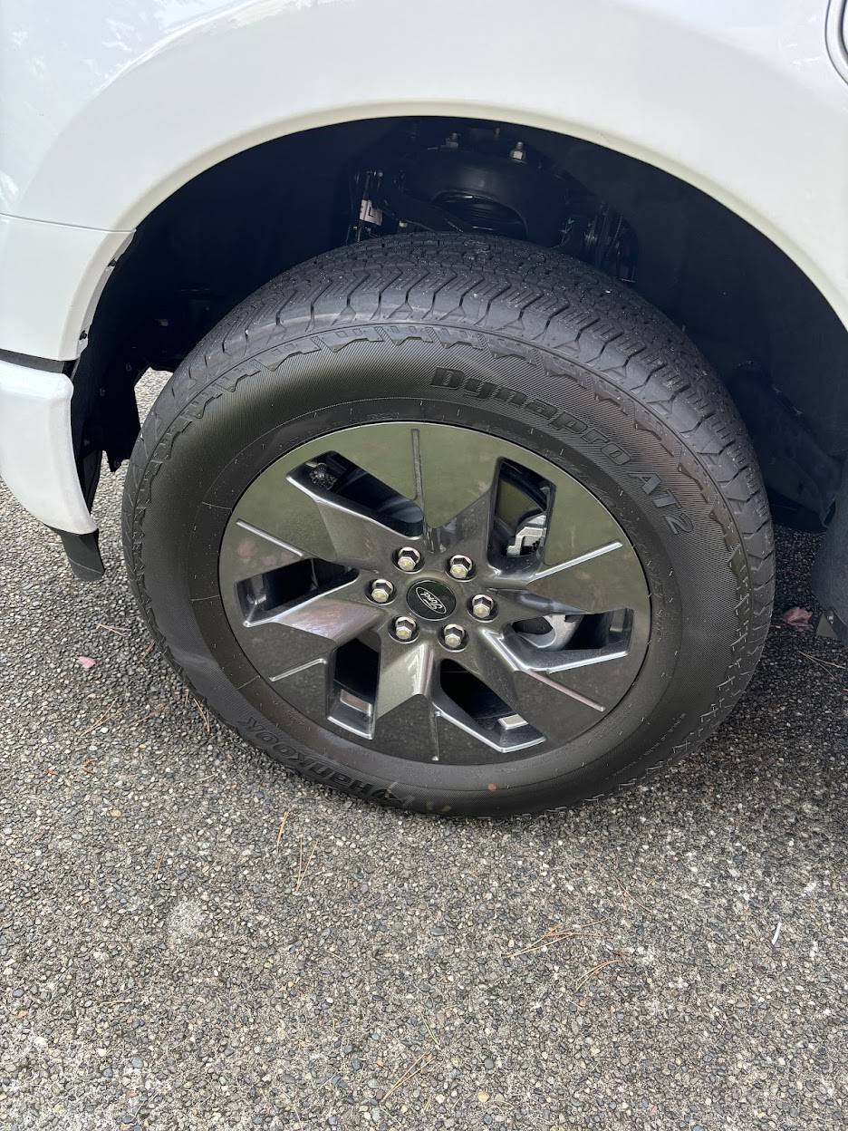 Ford F-150 Lightning WTS 2024 Lariat/Flash 20" wheel/tires IMG_0894.JPG