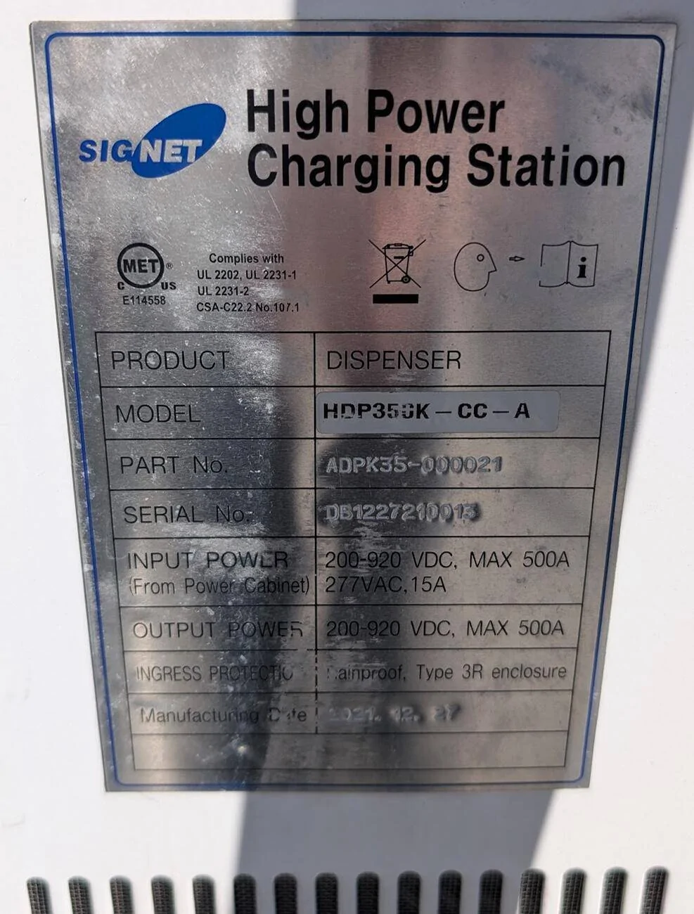 Ford F-150 Lightning Signet DCFC can deliver at speed up to 186kW 1732722298291-0j